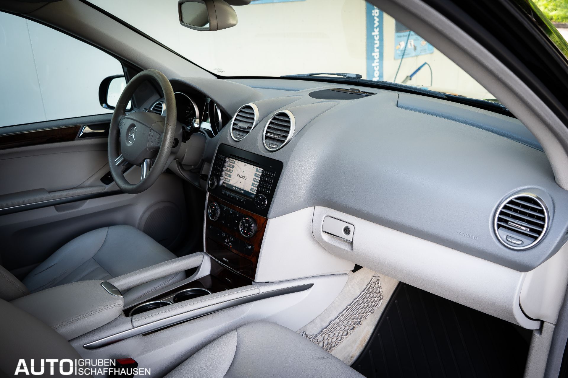 MERCEDES-BENZ ML 500-image-15