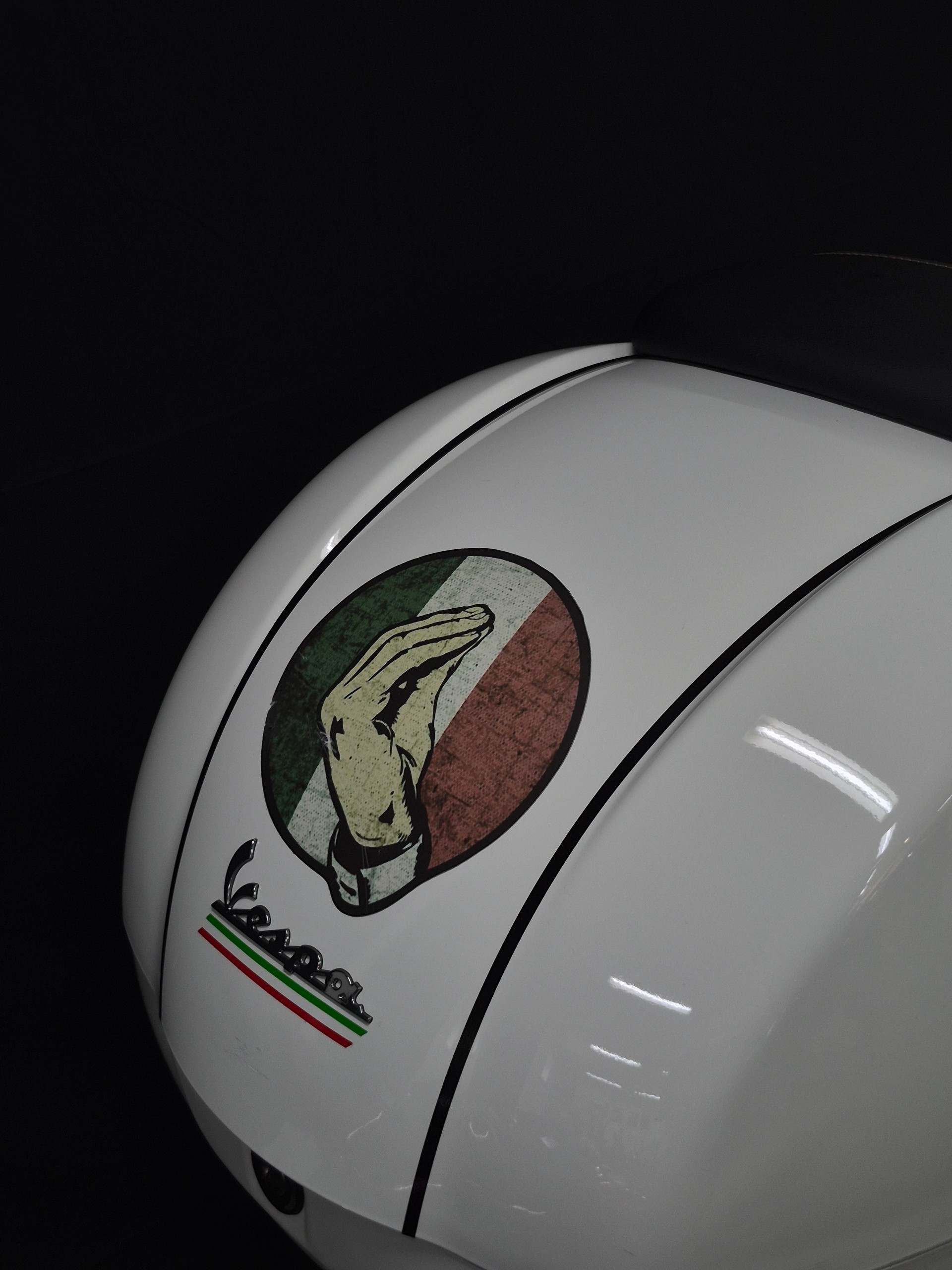 PIAGGIO Vespa GTS 300 Super Sport ABS-image-15