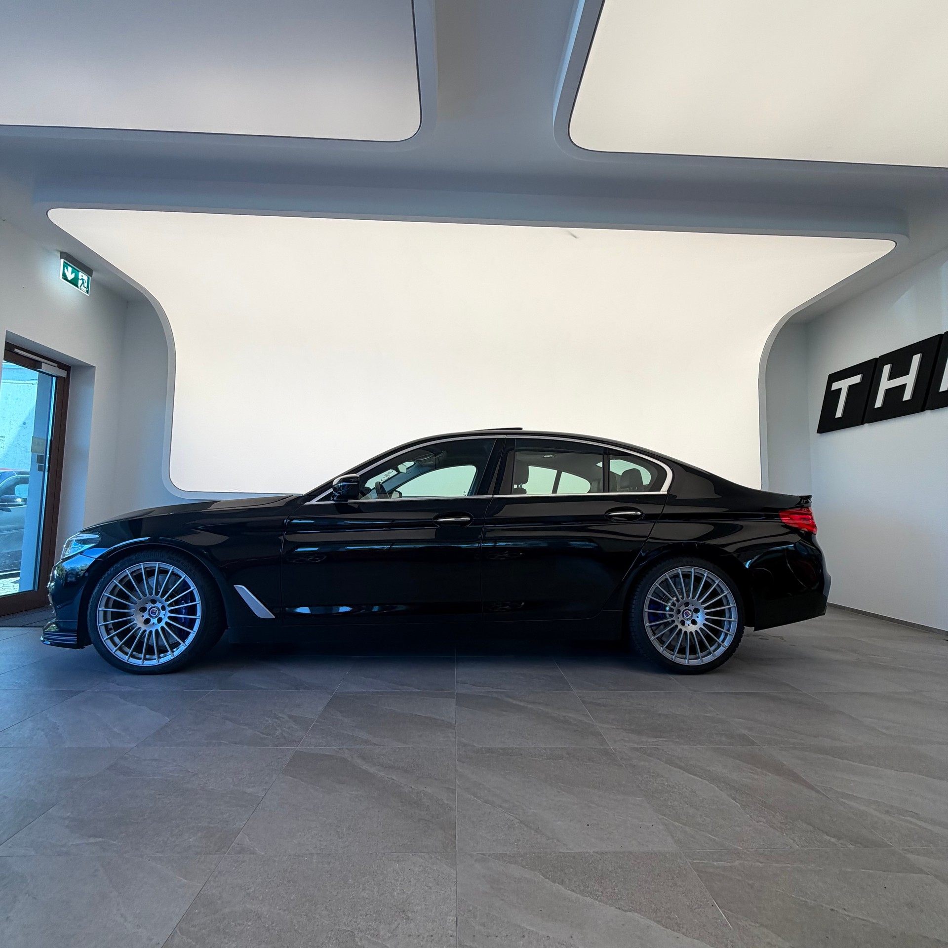 BMW-ALPINA D5 S BiTurbo Limousine 3.0d xDrive Switch-Tronic-showroom-element-3