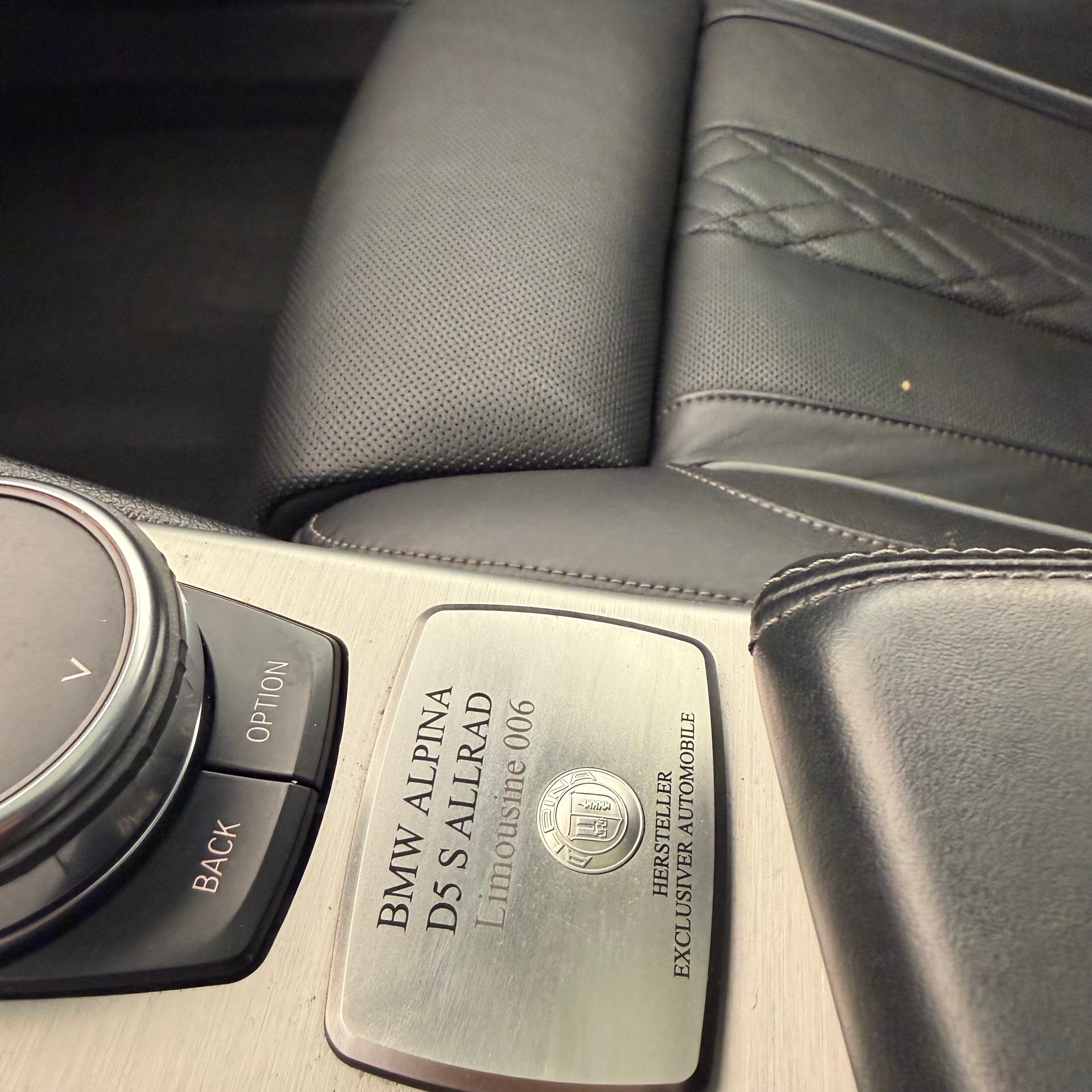 BMW-ALPINA D5 S BiTurbo Limousine 3.0d xDrive Switch-Tronic-image-10