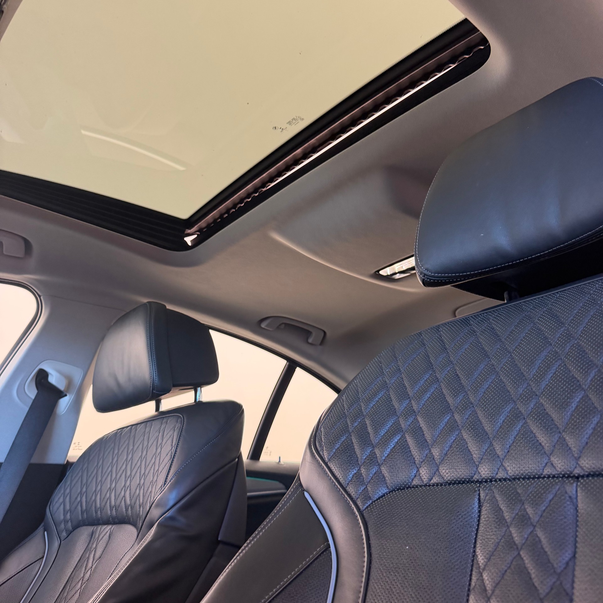 BMW-ALPINA D5 S BiTurbo Limousine 3.0d xDrive Switch-Tronic-image-6