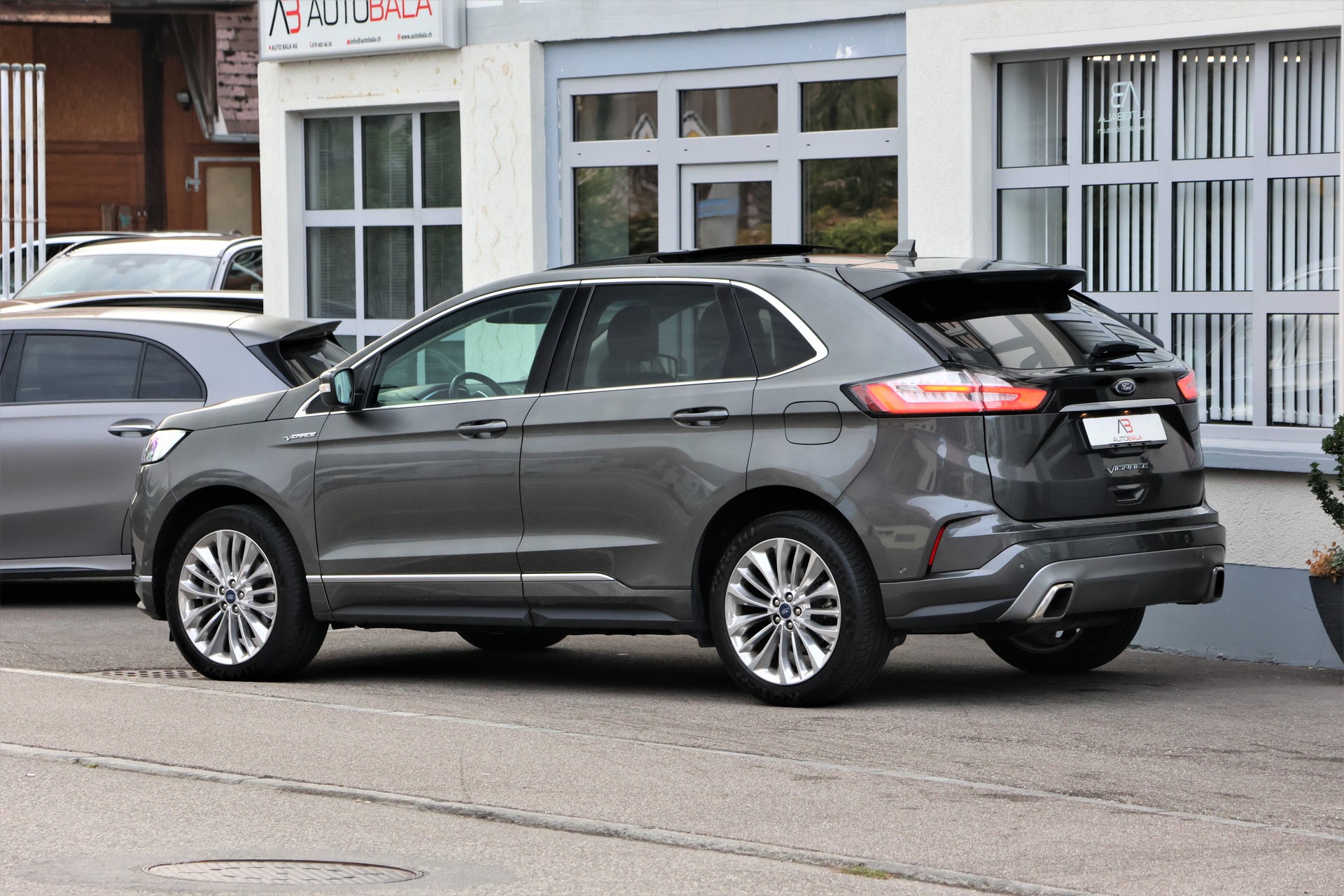 FORD Edge 2.0 EcoBlue Vignale 4WD Automatic (CH)-showroom-element-2