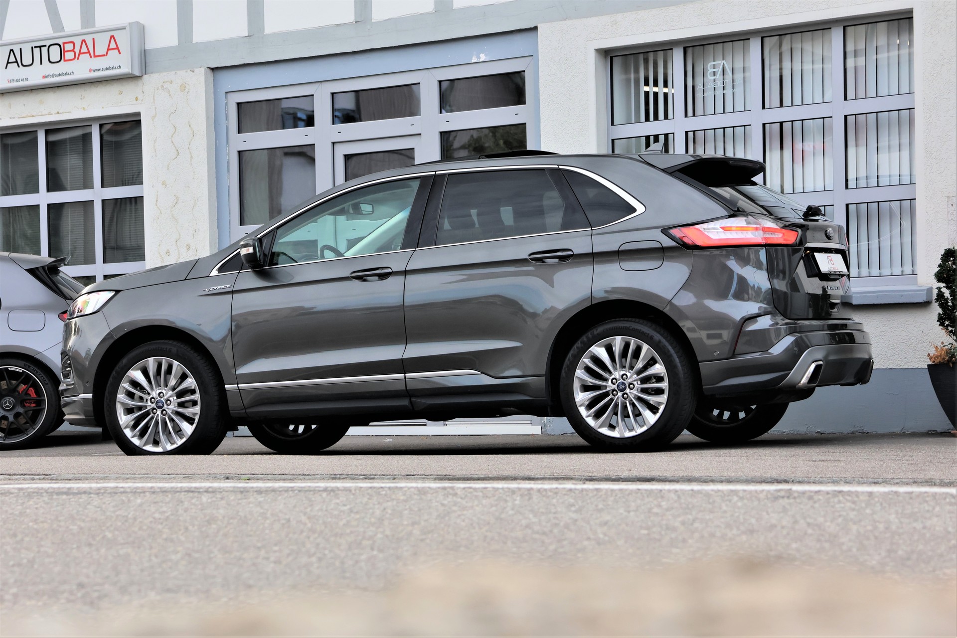 FORD Edge 2.0 EcoBlue Vignale 4WD Automatic (CH)-showroom-element-1