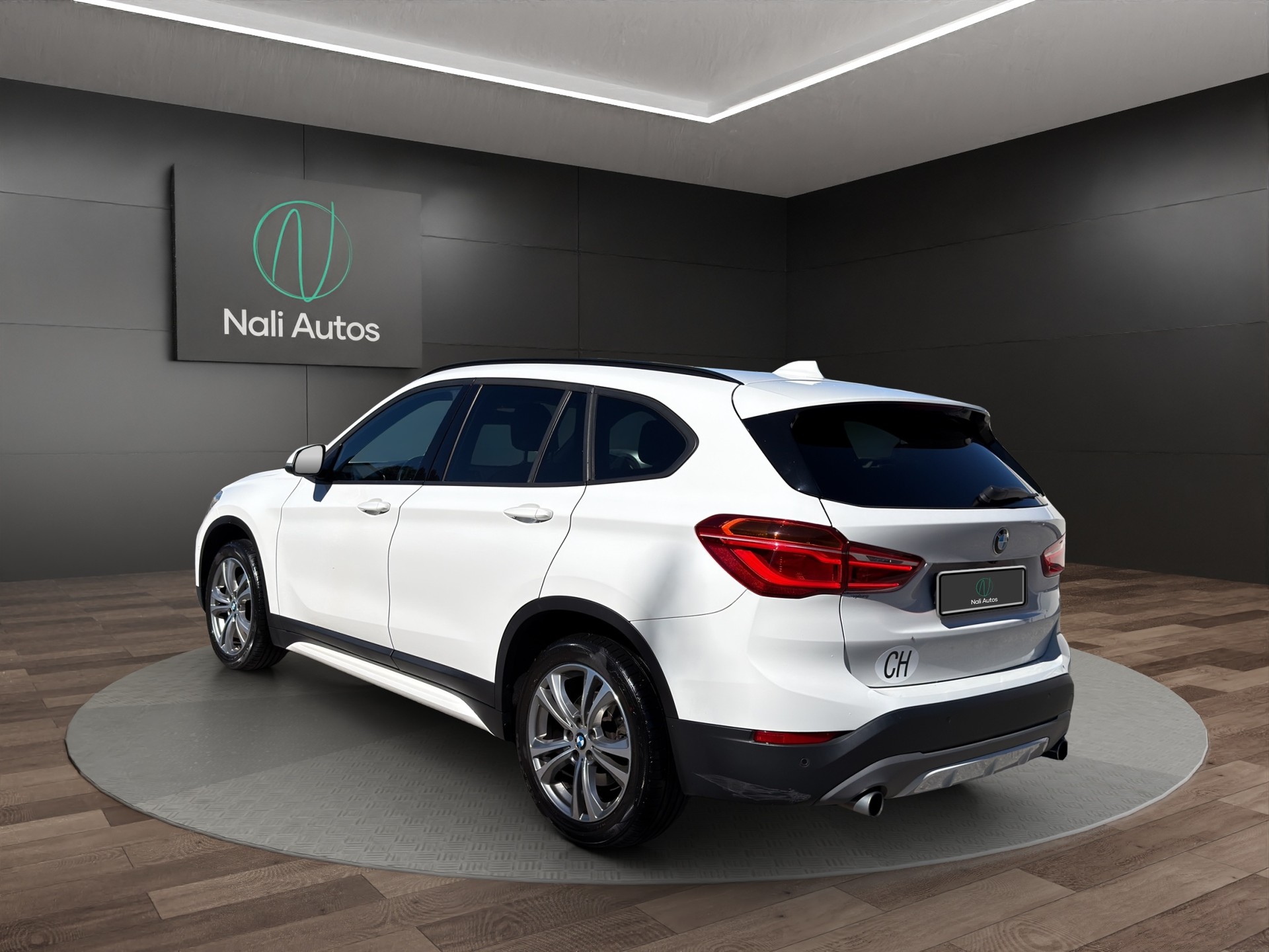 BMW X1 xDrive 20d Sport Line Steptronic-showroom-element-2