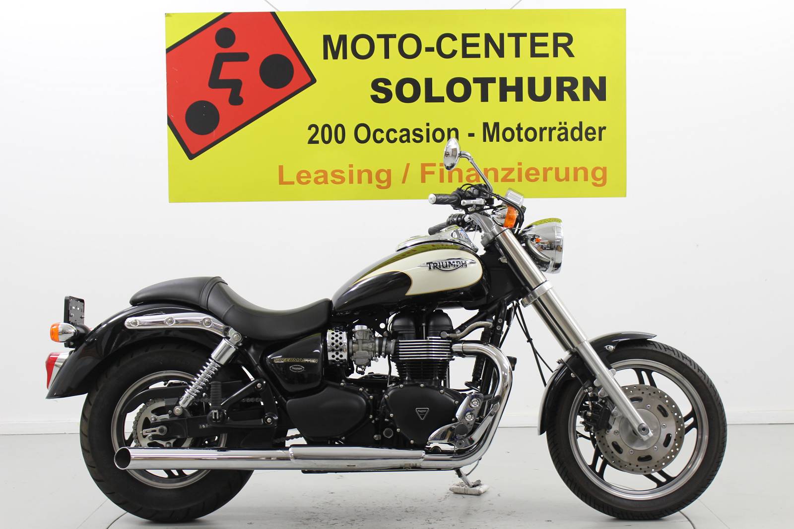 TRIUMPH Speedmaster-image-0