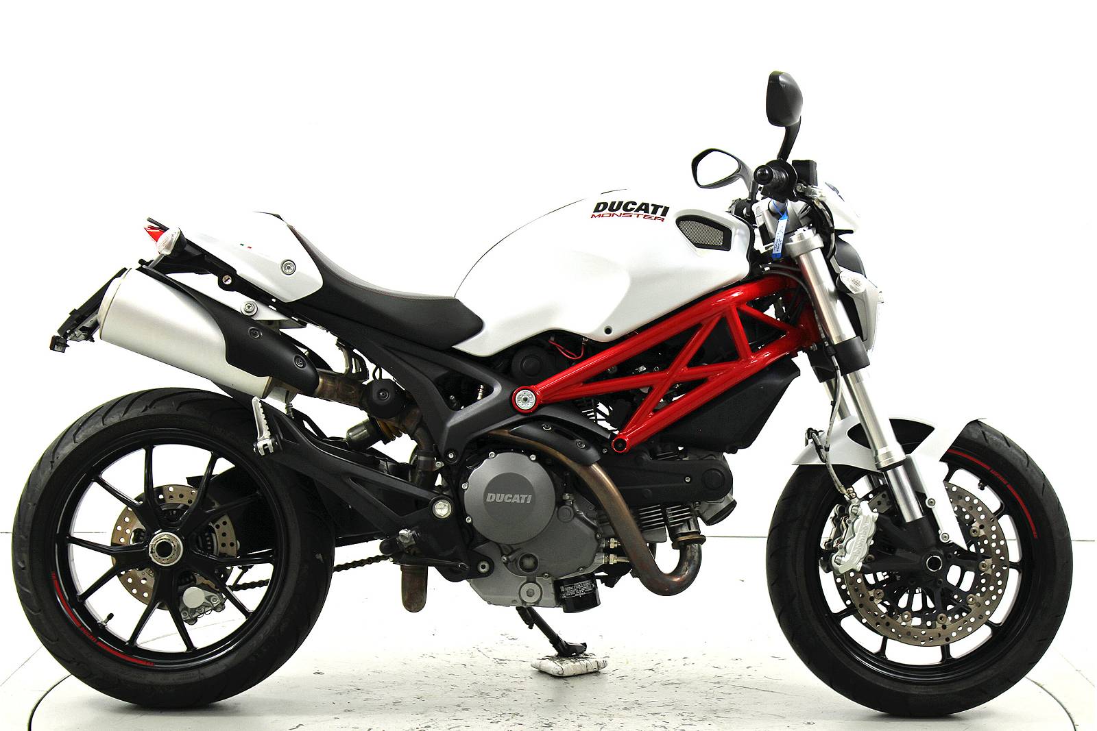 DUCATI 796 Monster ABS-image-3