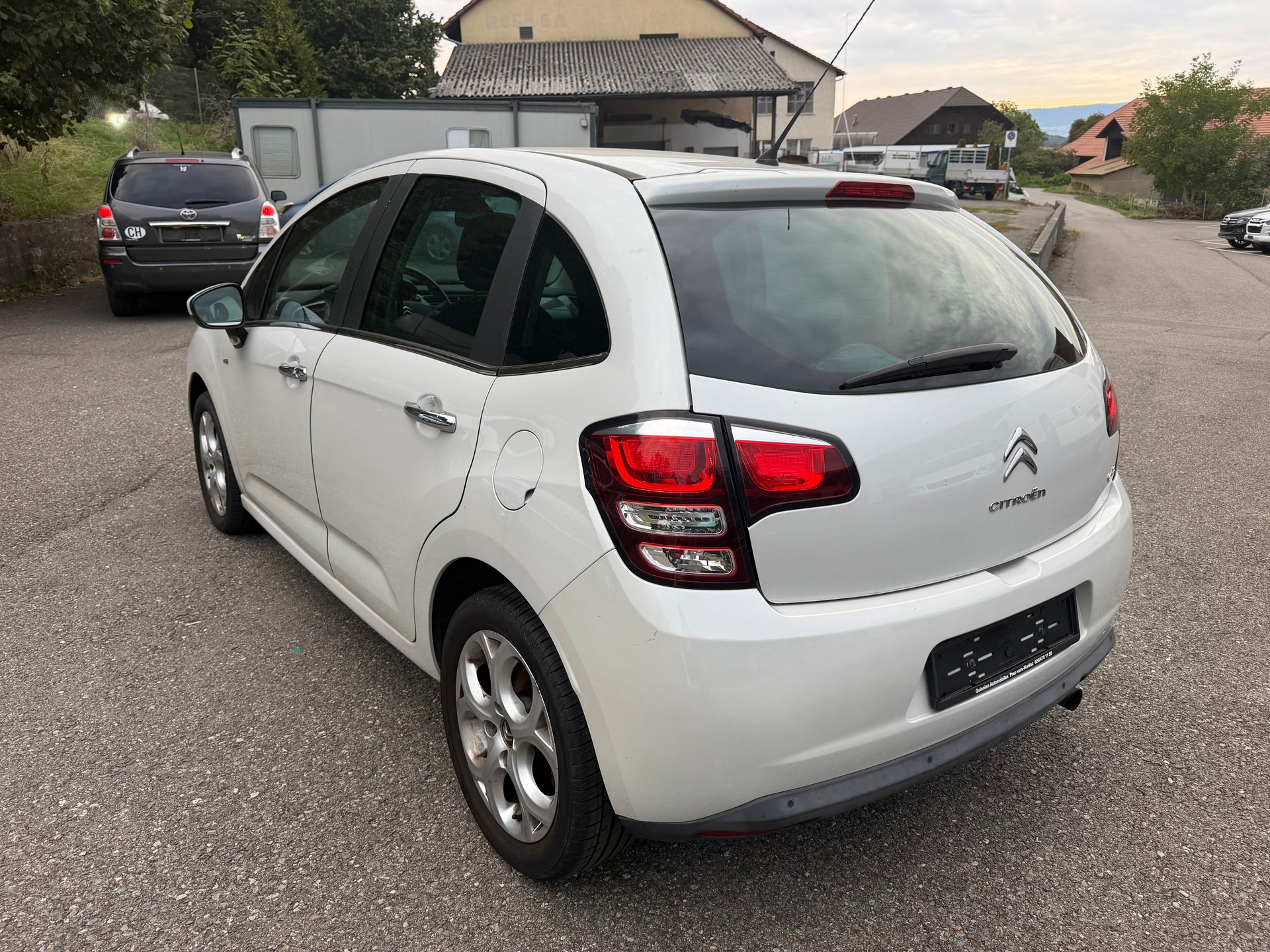 CITROEN C3 1.2i Exclusive-image-9