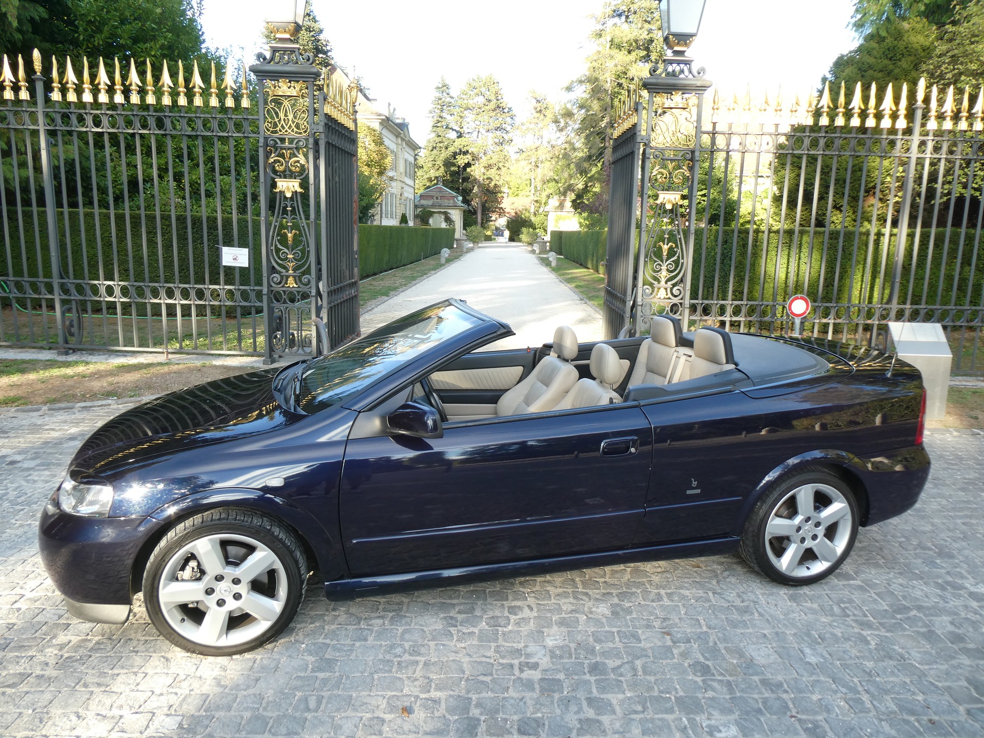 OPEL 2.0i 16V Turbo