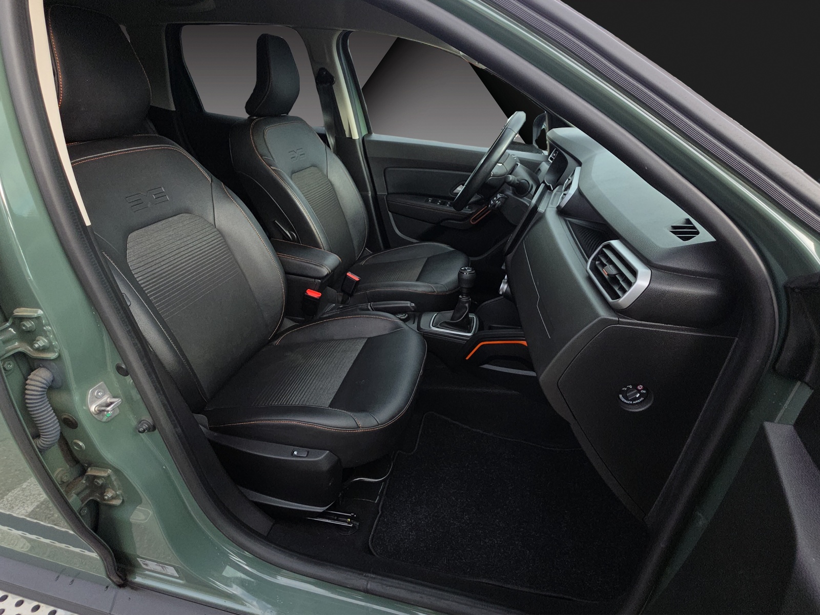 DACIA Duster TCe 150 Journey 4x4-image-16