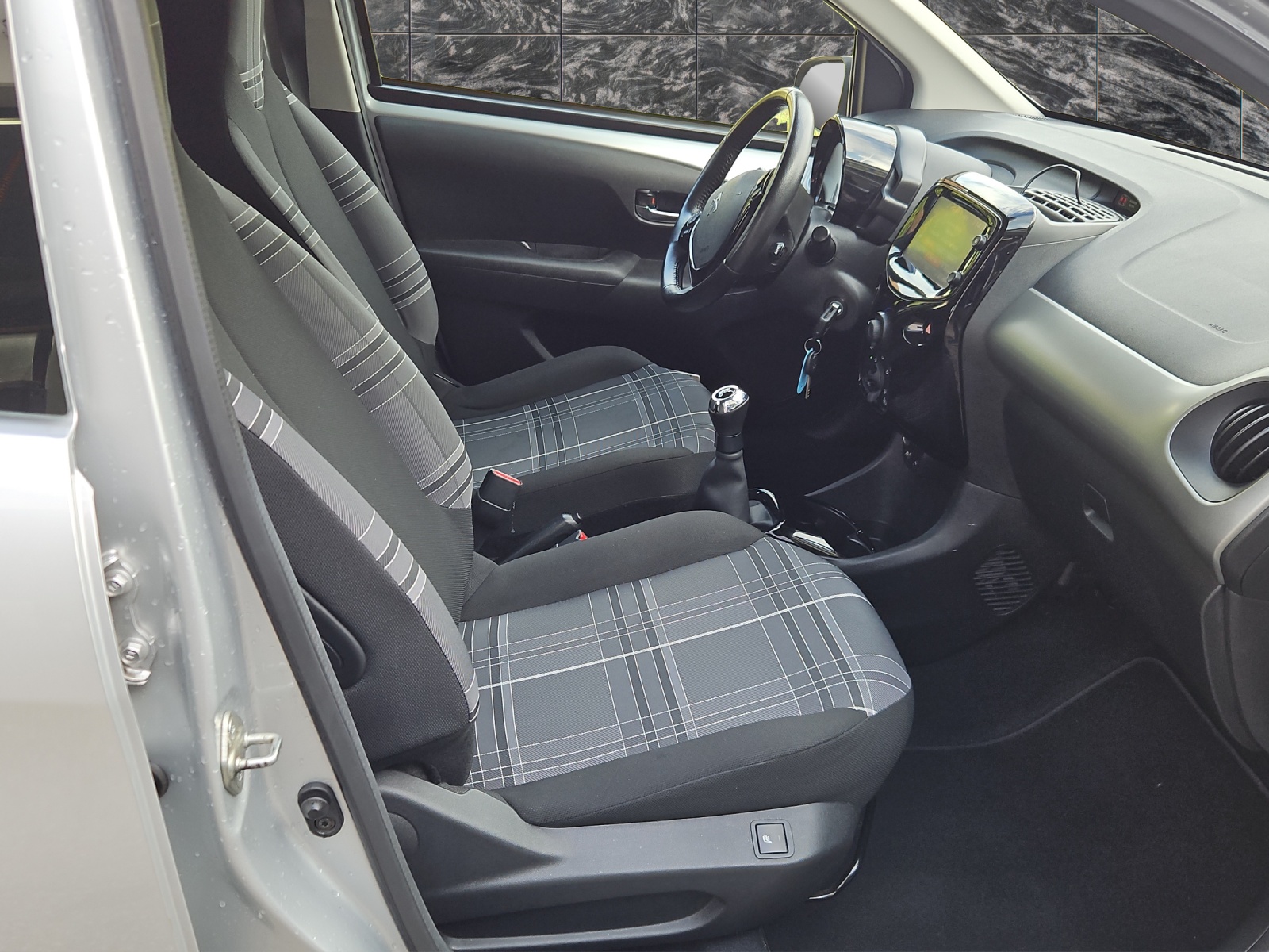 PEUGEOT 108 1.2 VTi Allure-image-11