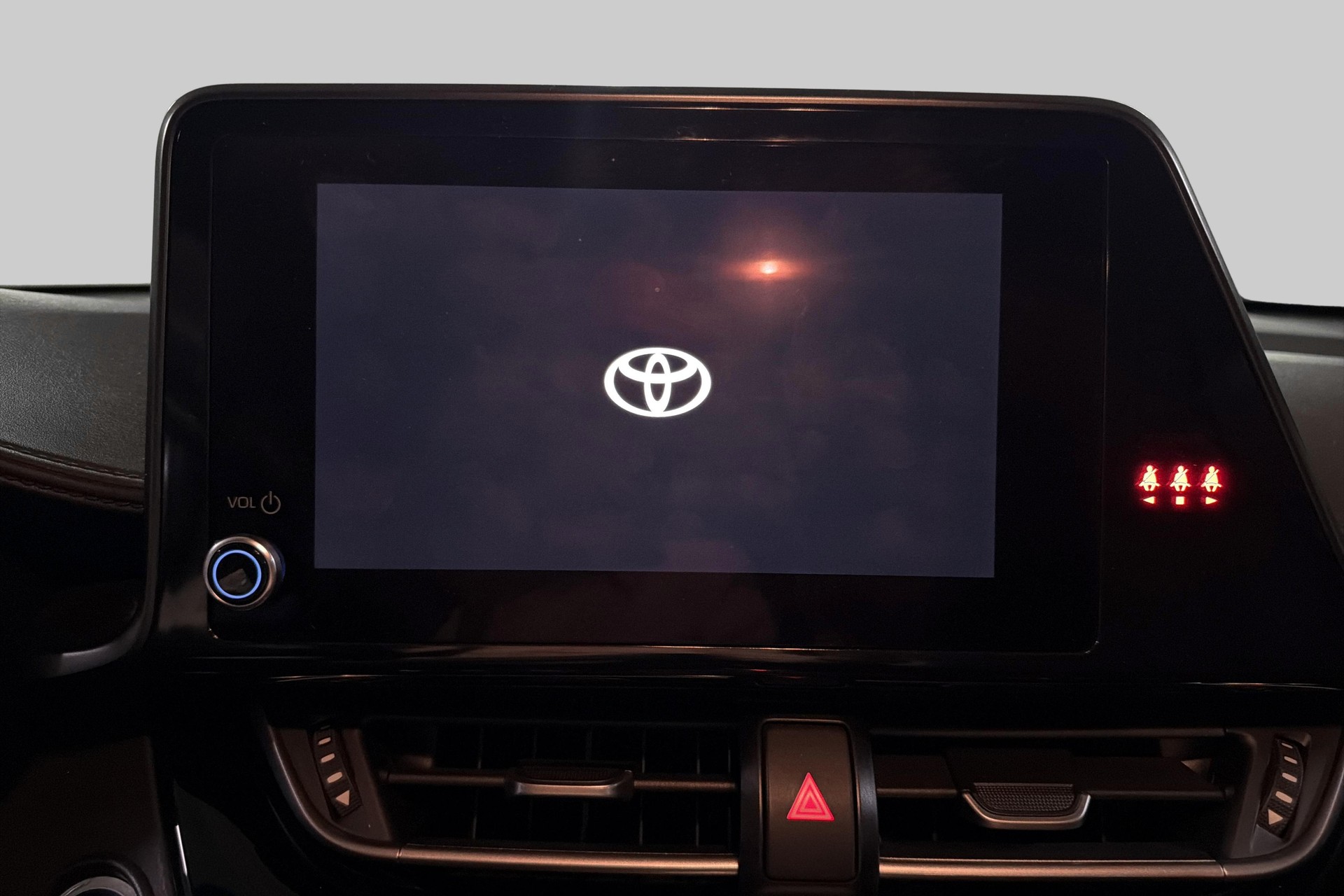 TOYOTA C-HR 1.8 HSD CVT Trend-image-11