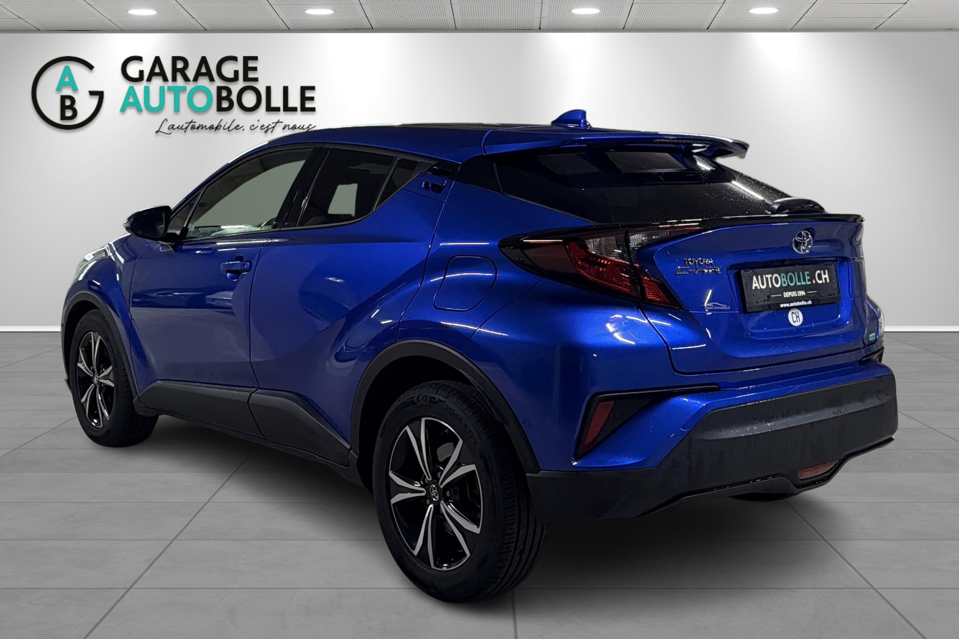 TOYOTA C-HR 1.8 HSD CVT Trend-image-4