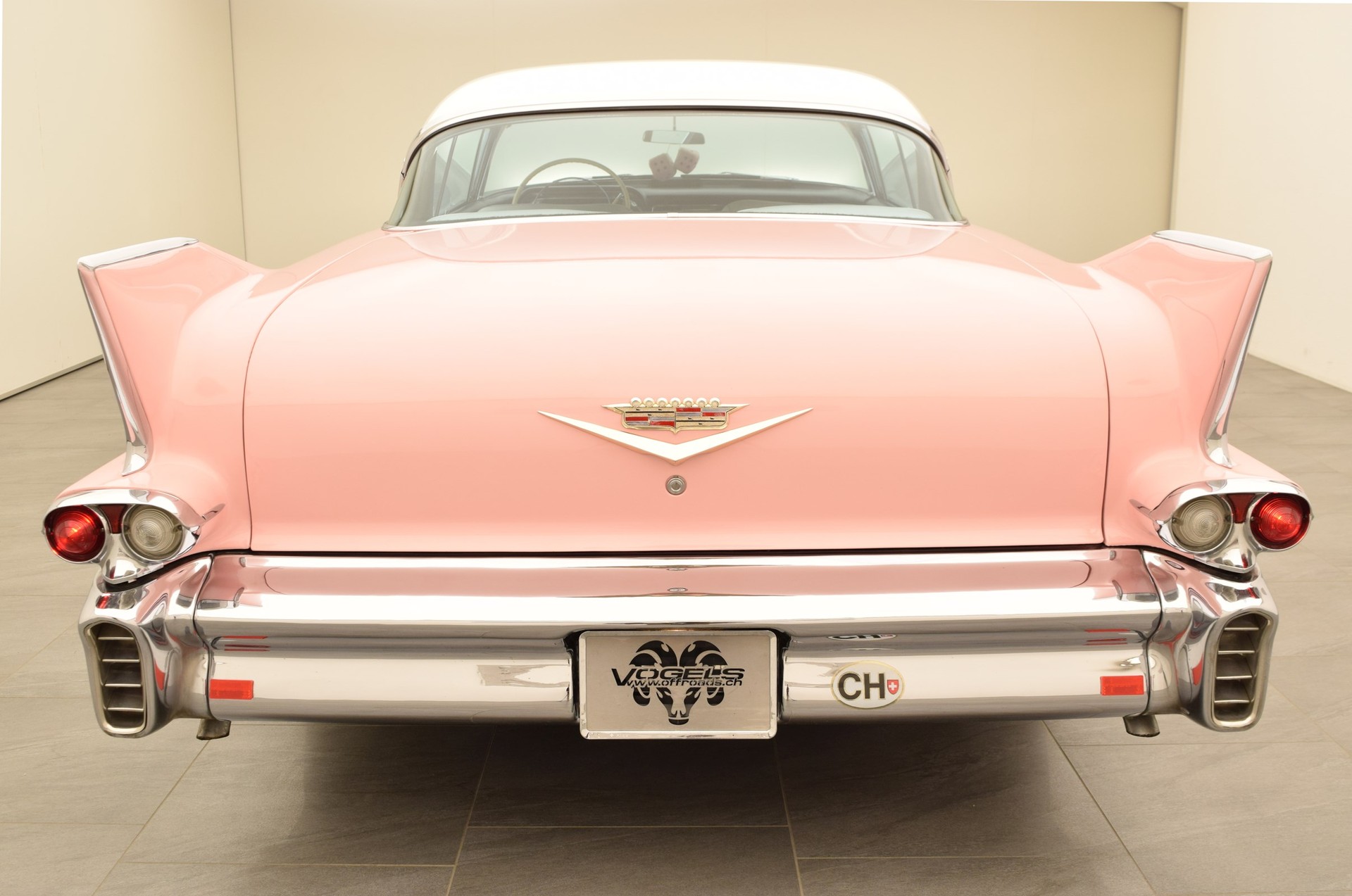 CADILLAC Deville Coupe-image-4