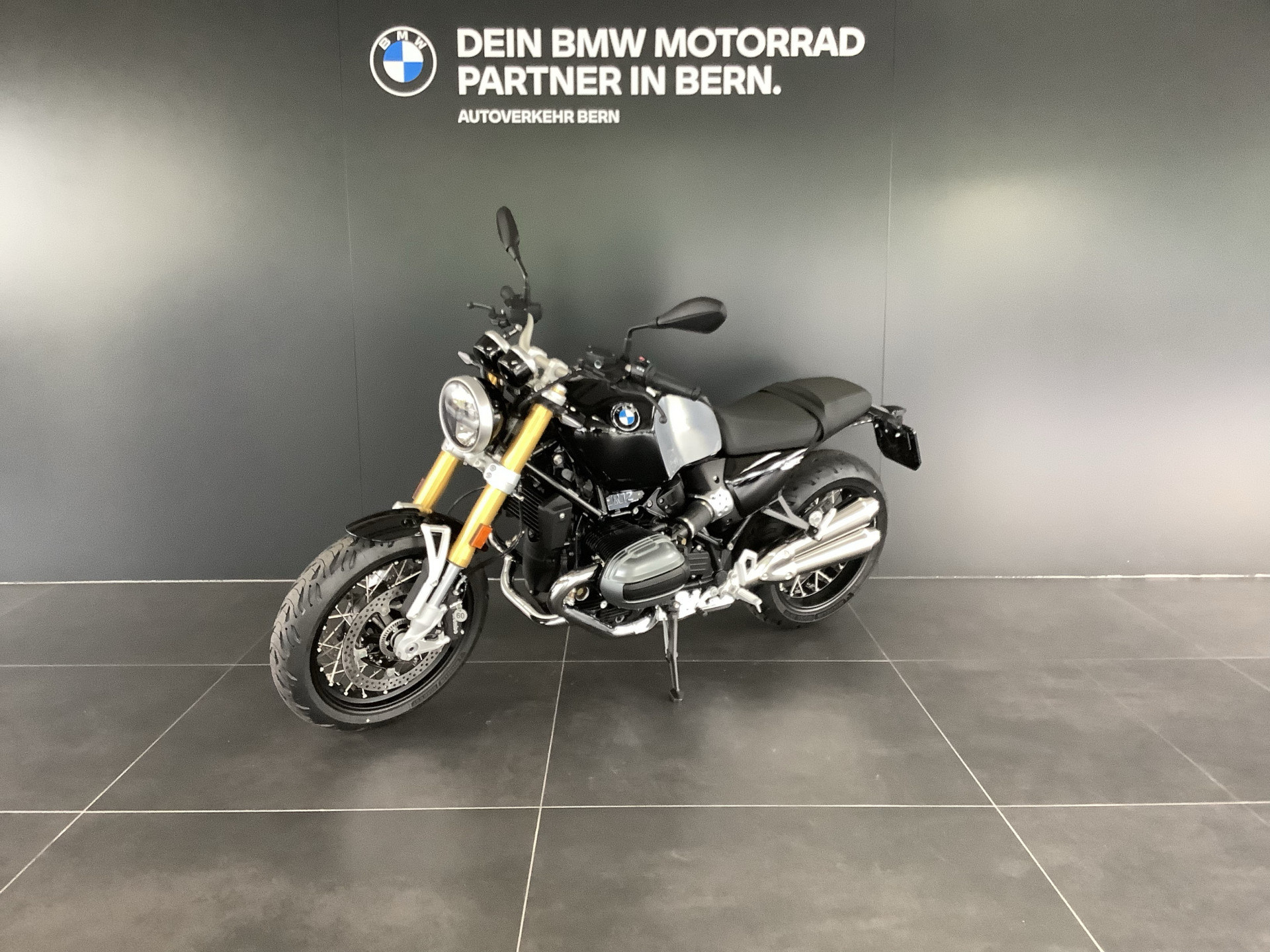 BMW R 12 nine T-image-2