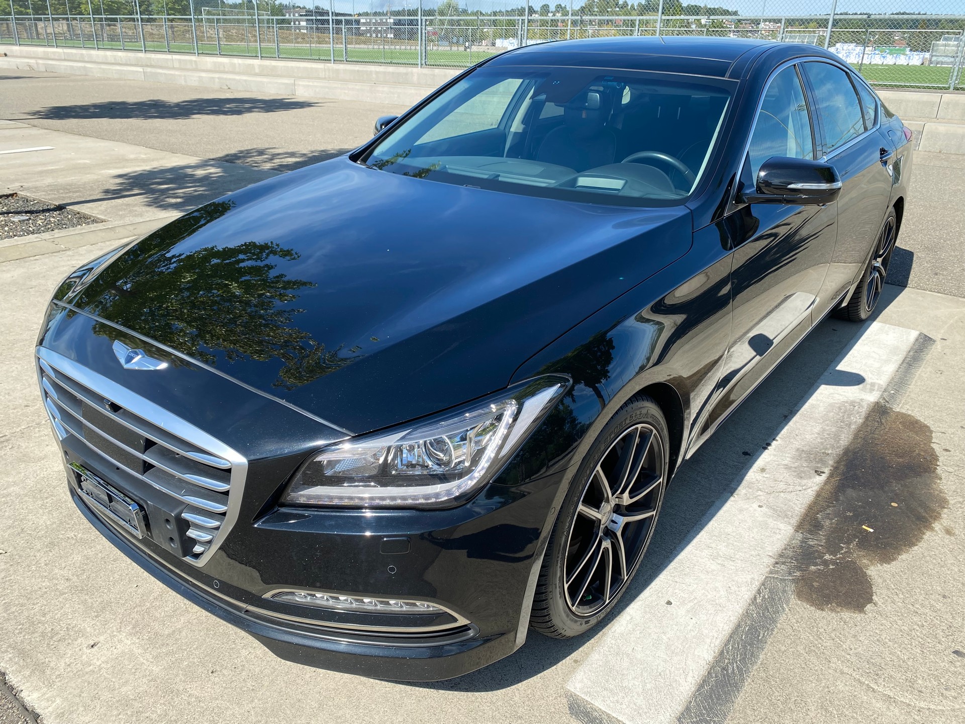 HYUNDAI Genesis Limousine 3.8 V6 HTRAC 4WD-image-1