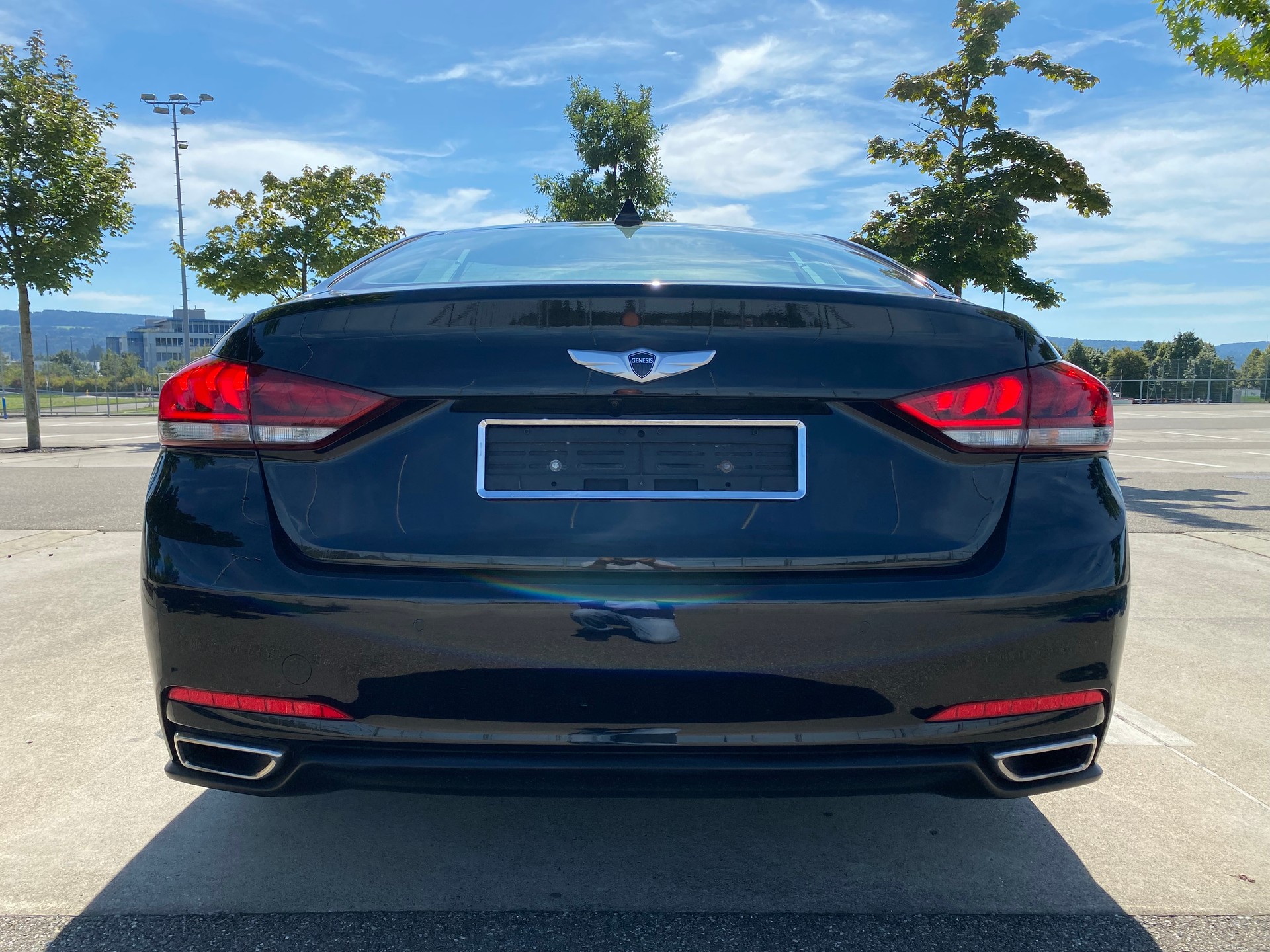 HYUNDAI Genesis Limousine 3.8 V6 HTRAC 4WD-image-6