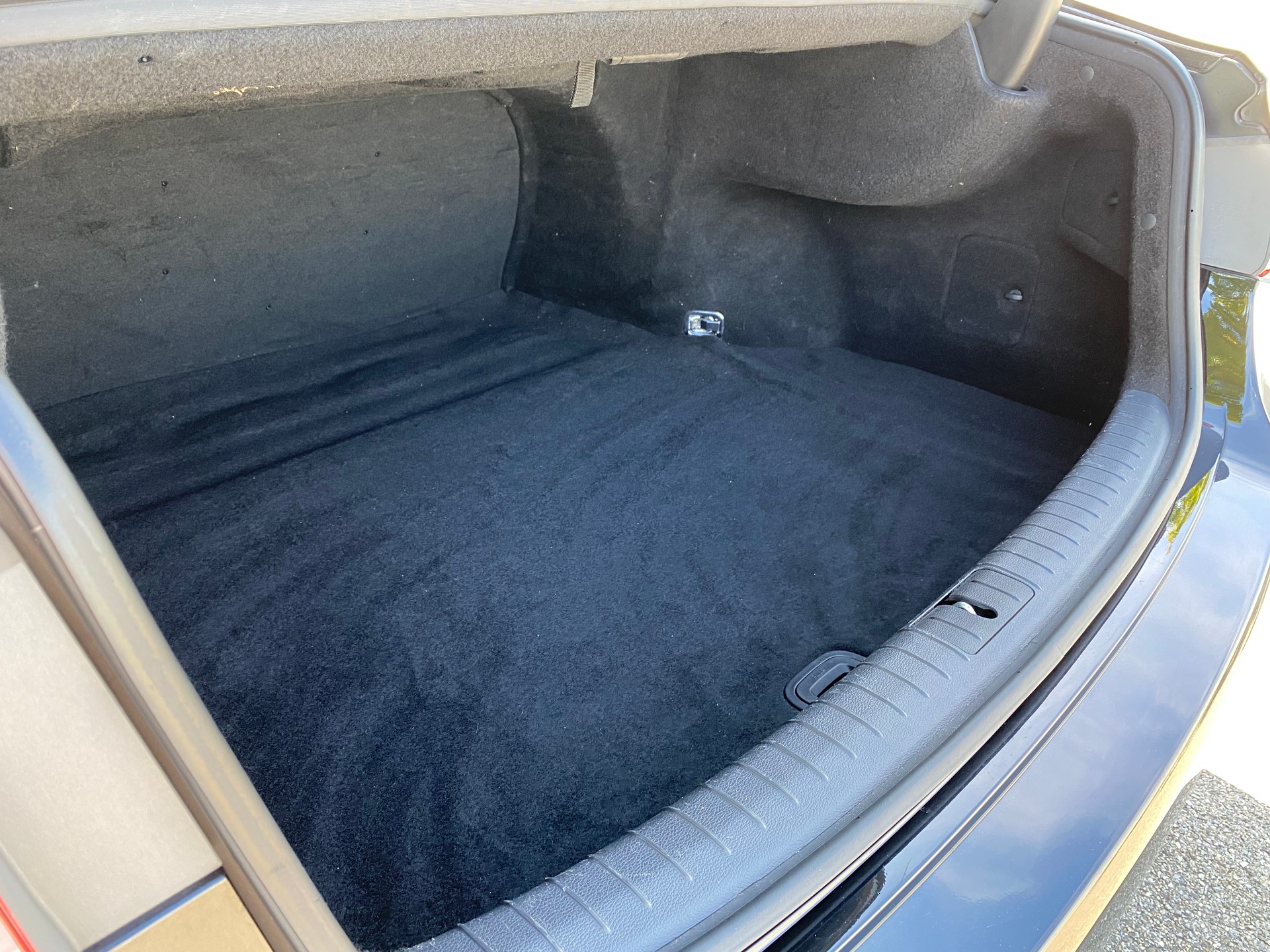 HYUNDAI Genesis Limousine 3.8 V6 HTRAC 4WD-image-17
