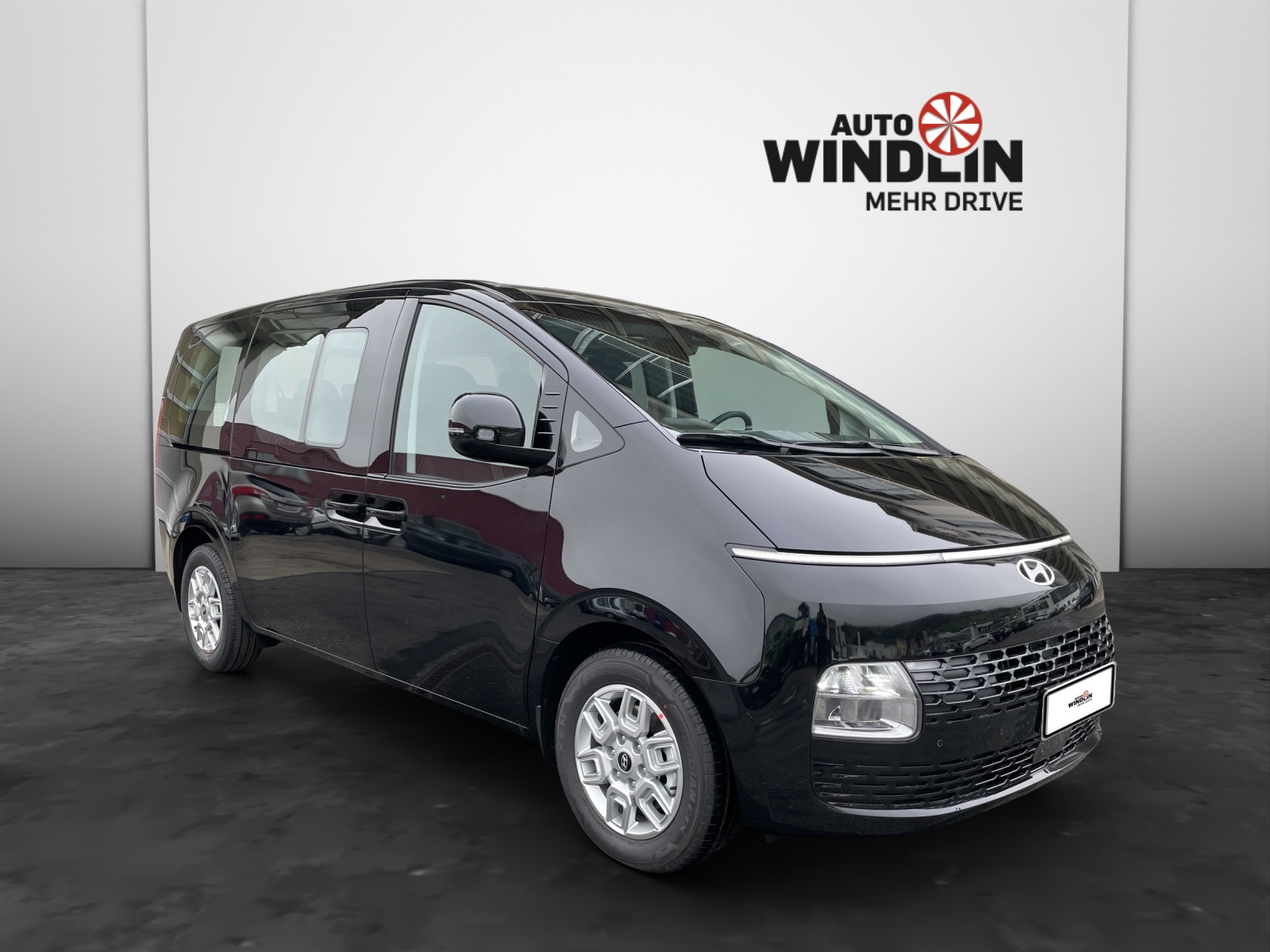 HYUNDAI Staria Wagon 1.6 GDi HEV Amplia