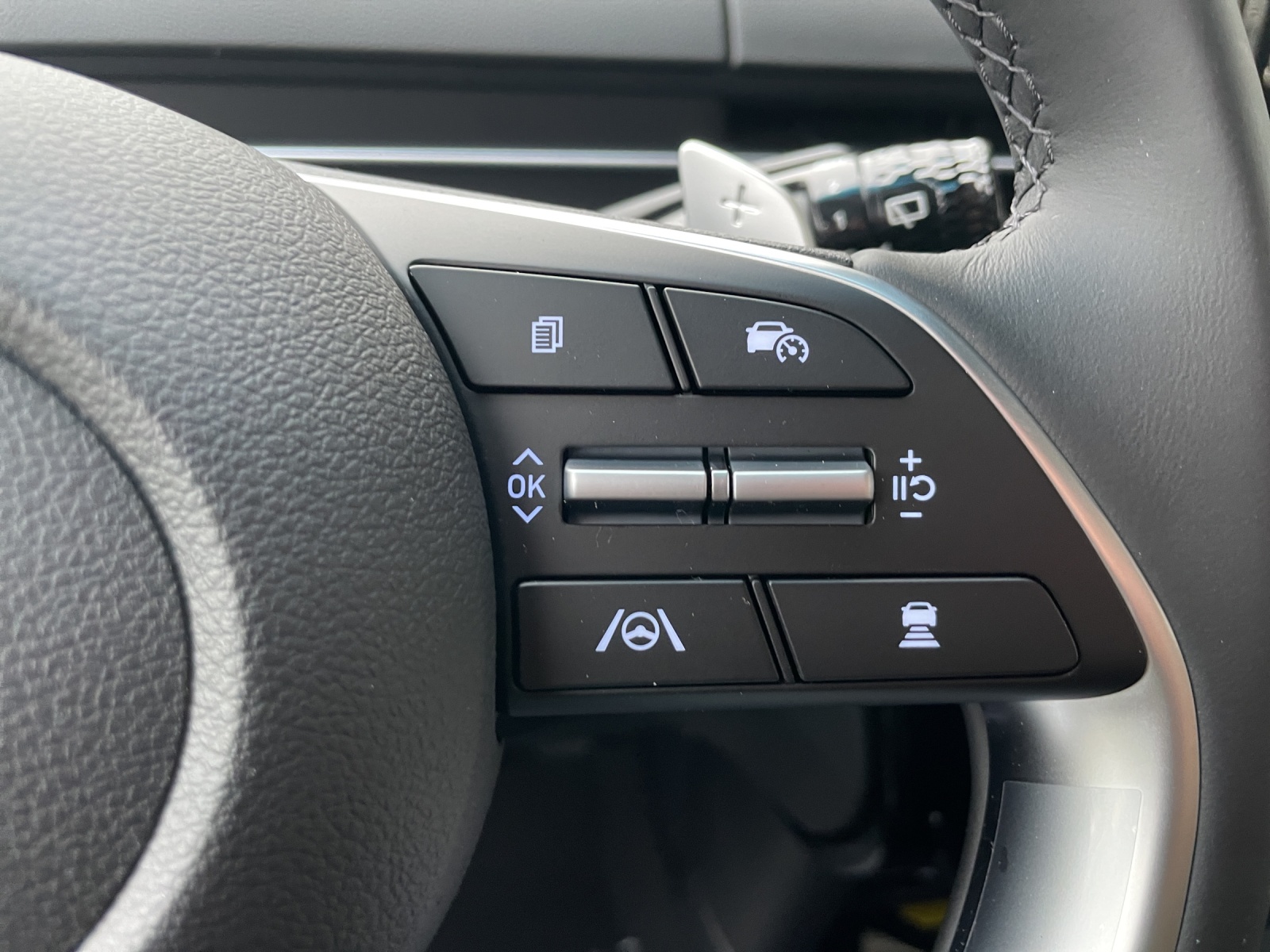 HYUNDAI Staria Wagon 1.6 GDi HEV Amplia-image-12
