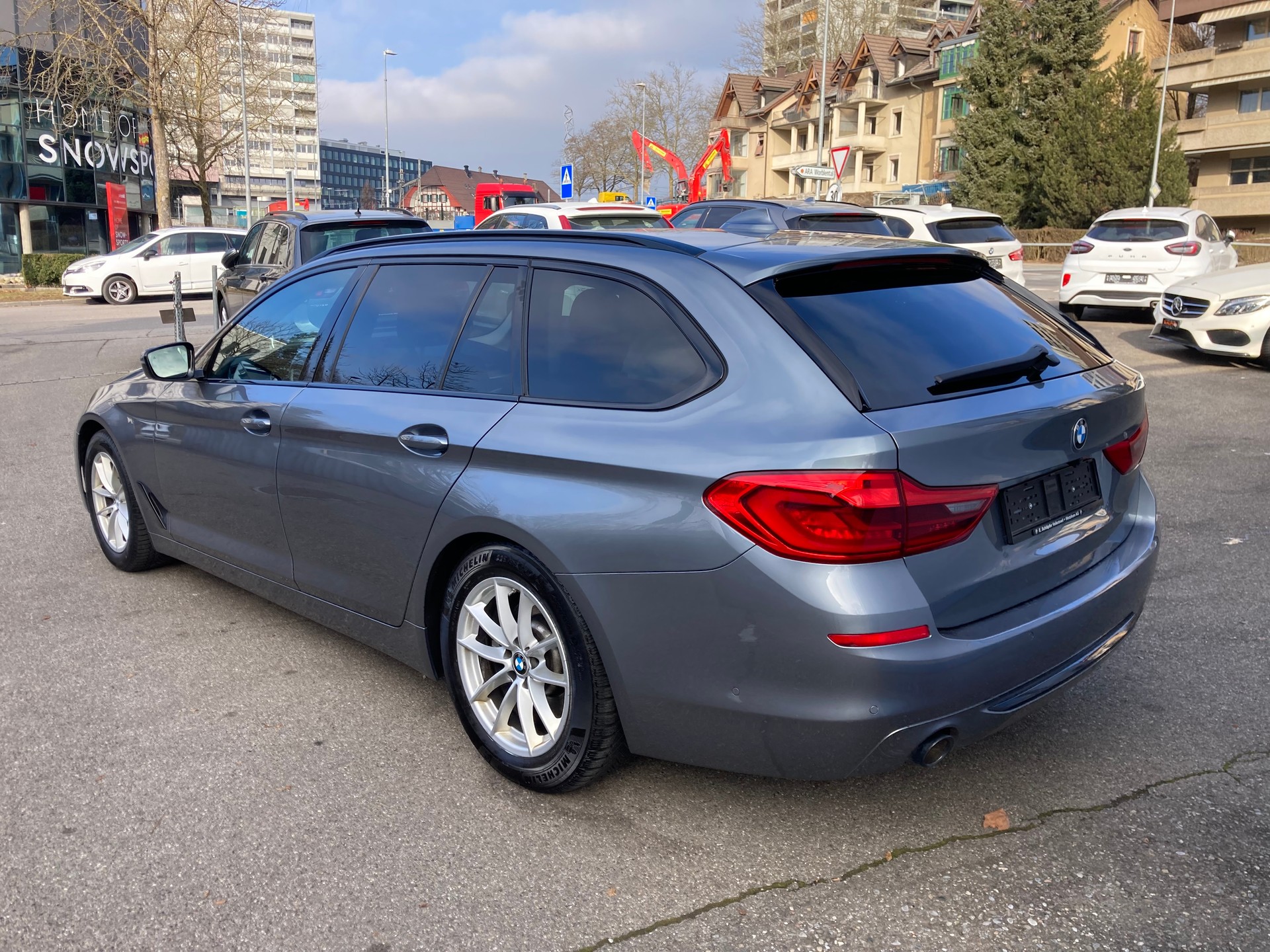 BMW 520d Touring Sport Edition Steptronic-image-3