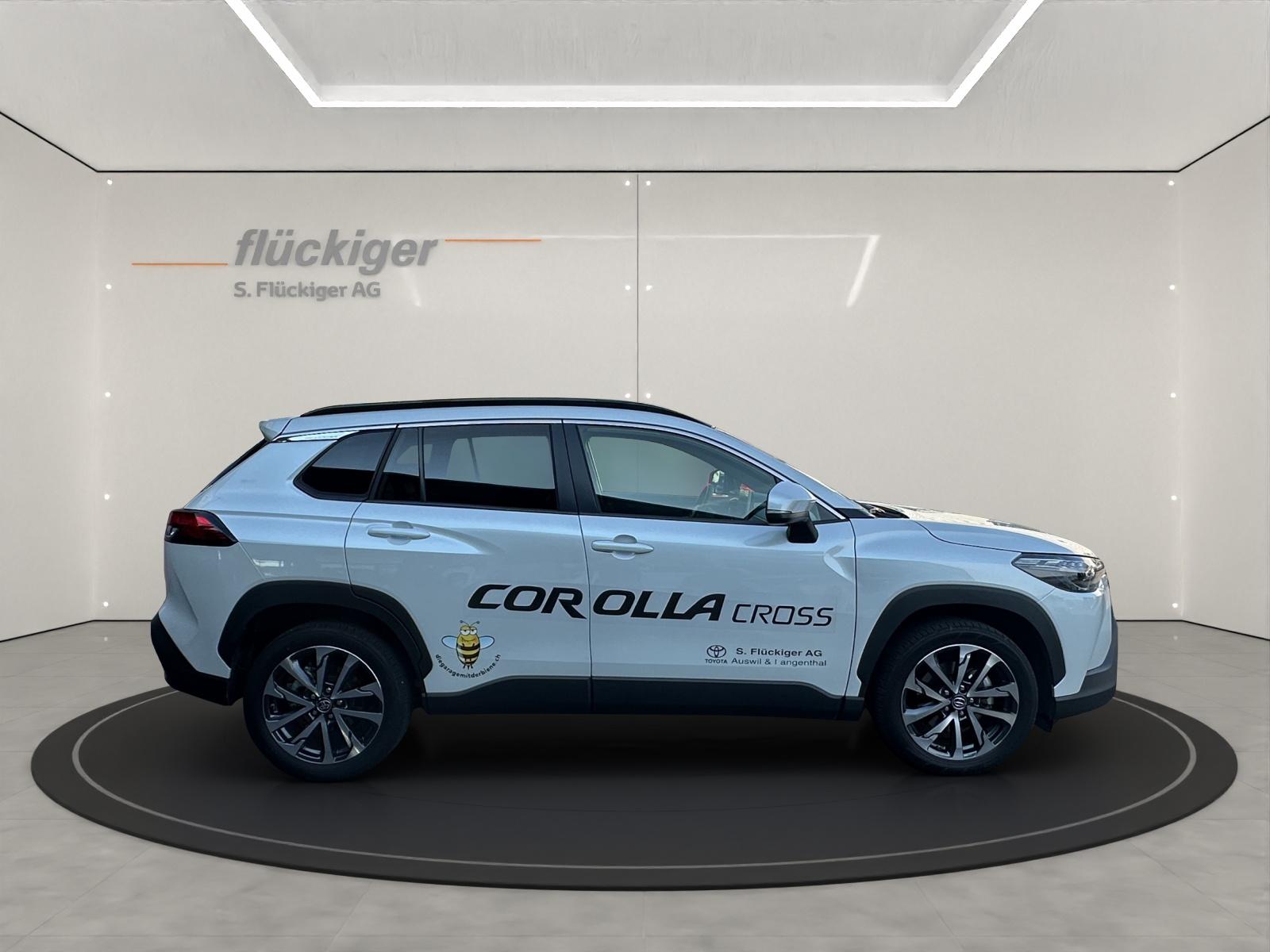 TOYOTA Corolla Cross 2.0 HSD Trend AWD-i-showroom-element-3