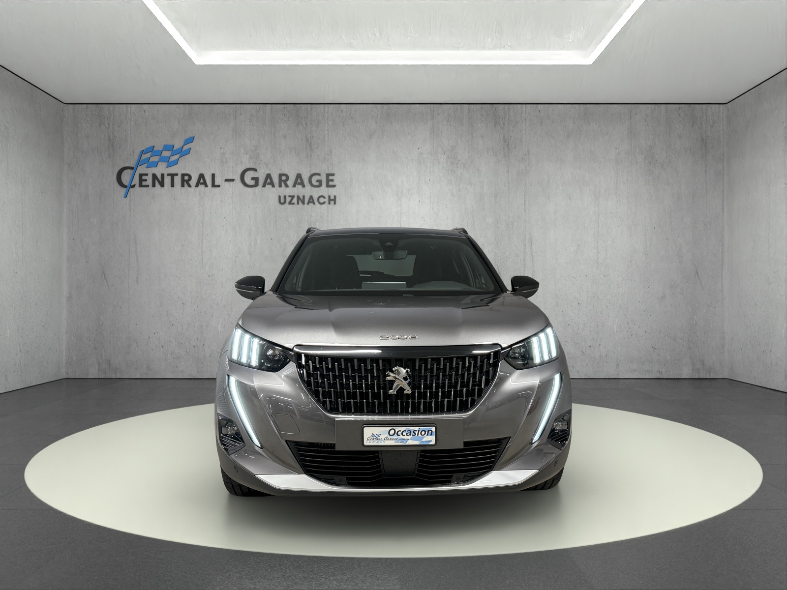 PEUGEOT 2008 1.2 PureTech GT Pack EAT8-showroom-element-1