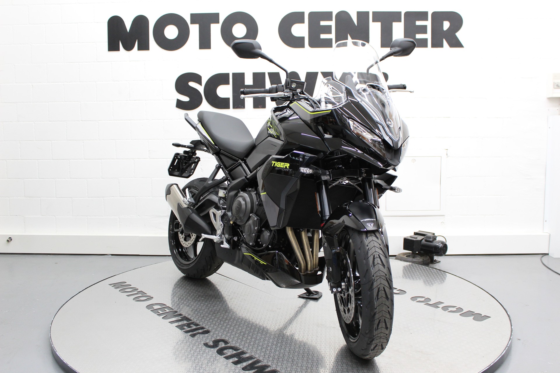 TRIUMPH Tiger Sport 800-image-1