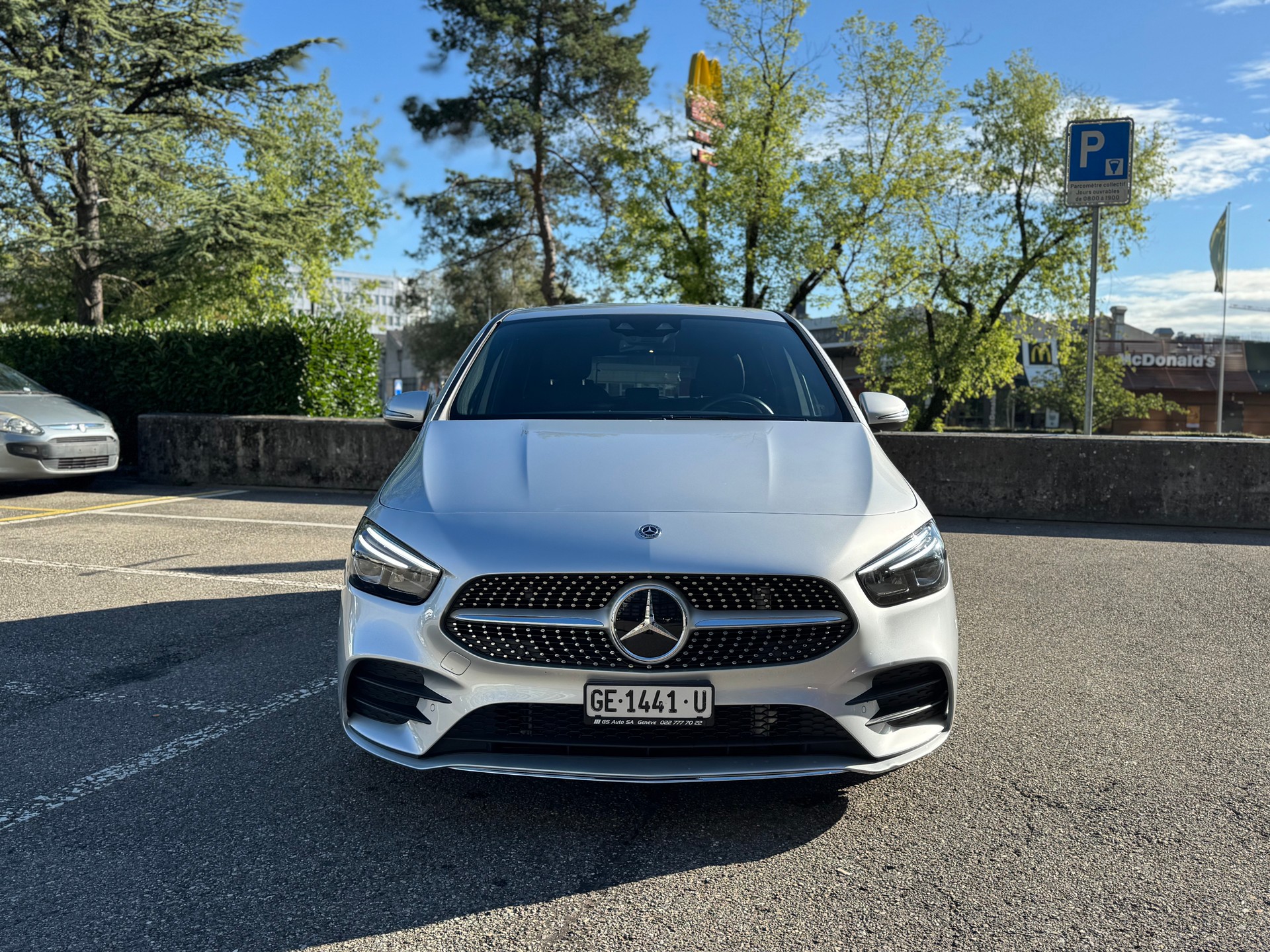MERCEDES-BENZ B 200 AMG Line 7G-DCT-image-2