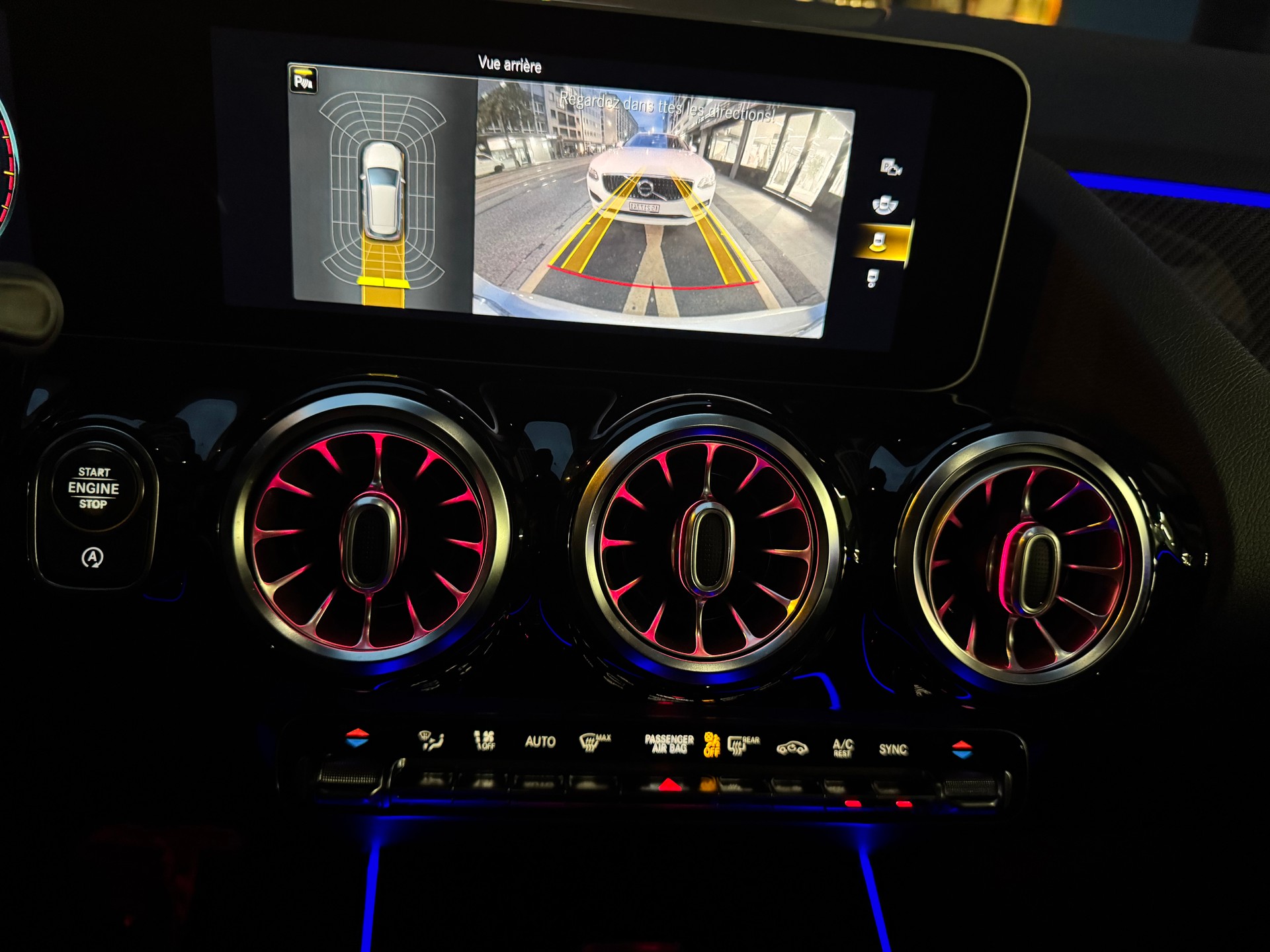 MERCEDES-BENZ B 200 AMG Line 7G-DCT-image-14