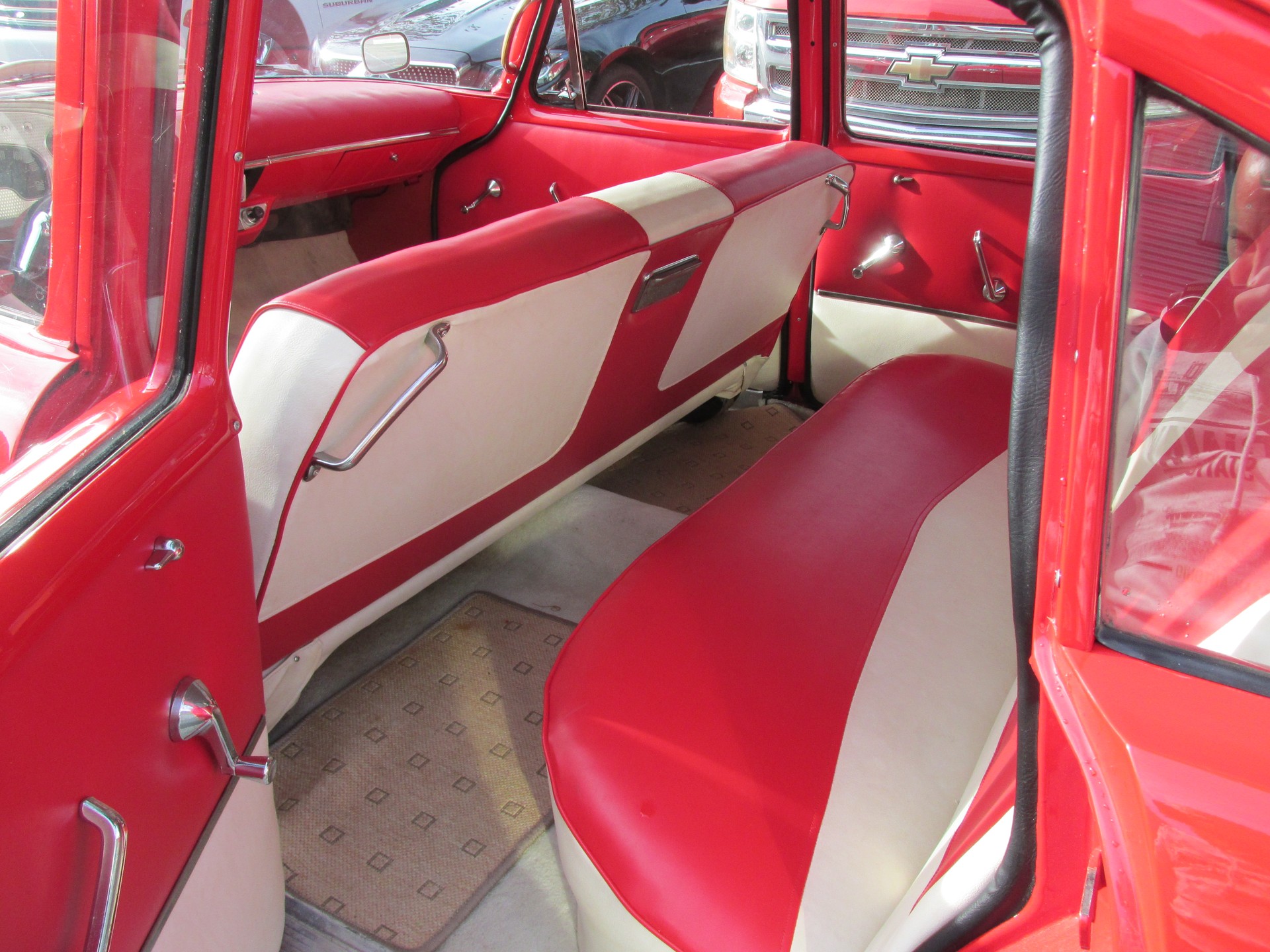 PLYMOUTH Savoy-image-3
