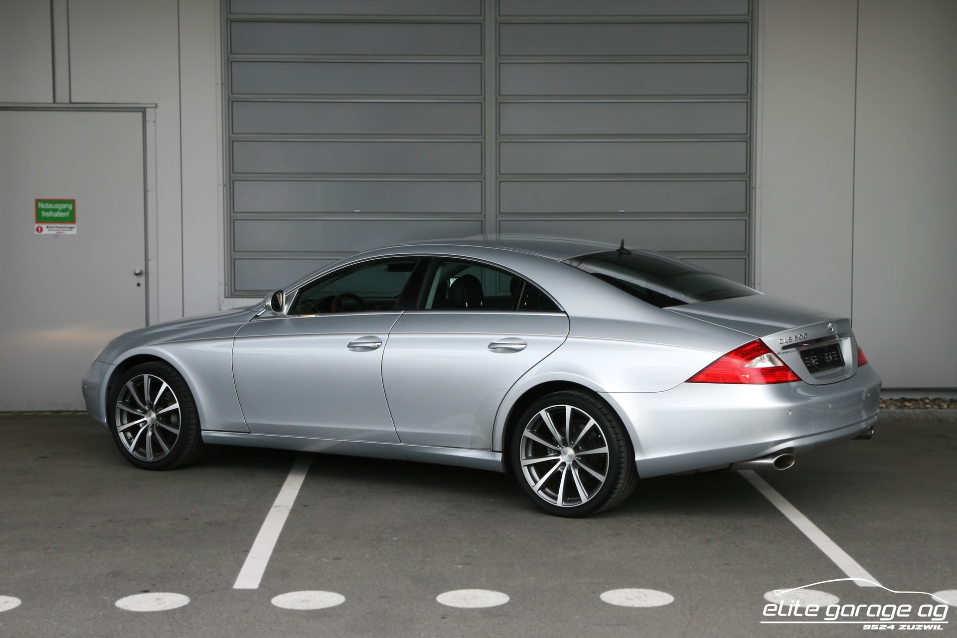 MERCEDES-BENZ CLS 500 7G-Tronic-image-2