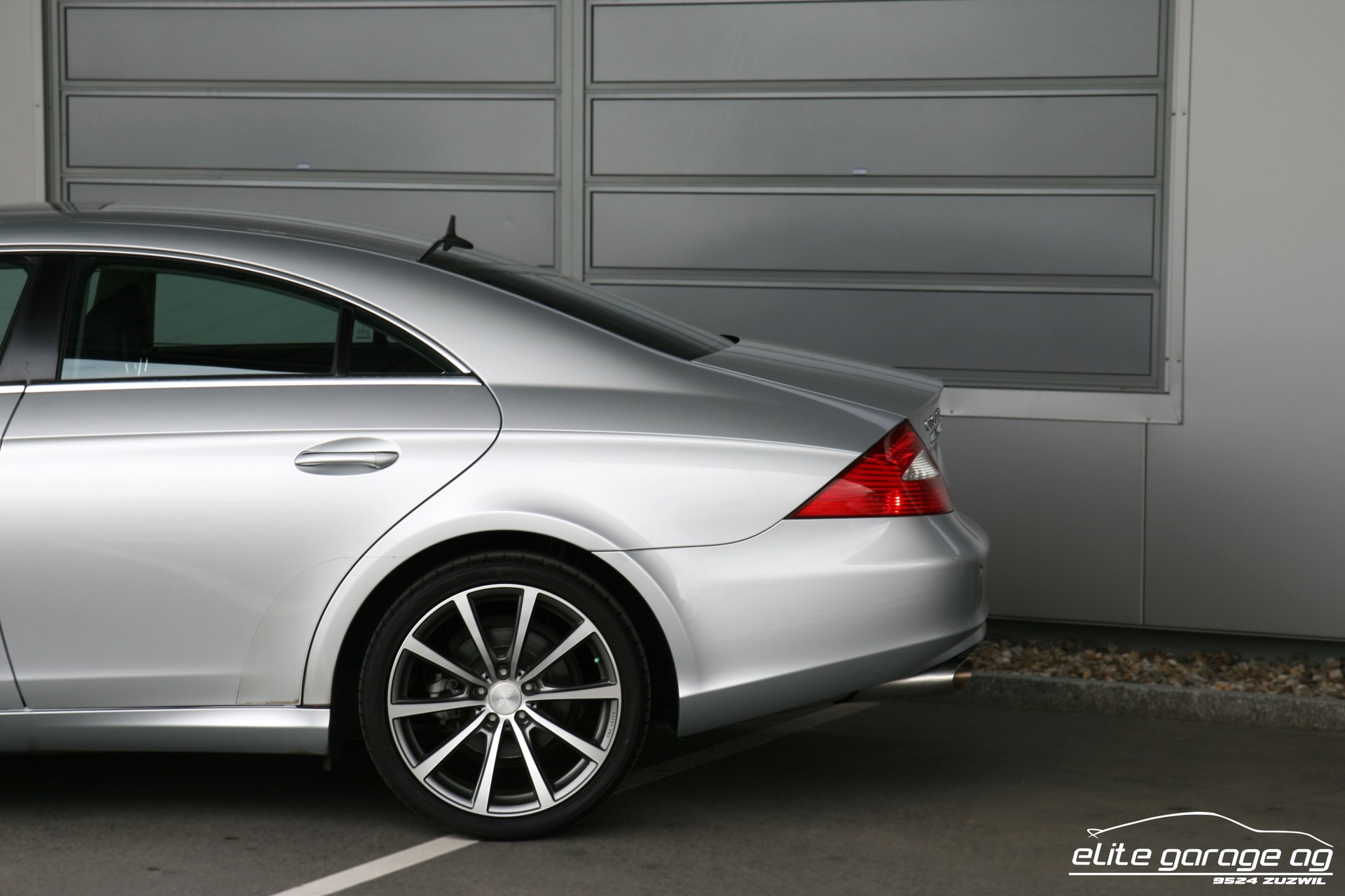 MERCEDES-BENZ CLS 500 7G-Tronic-image-10