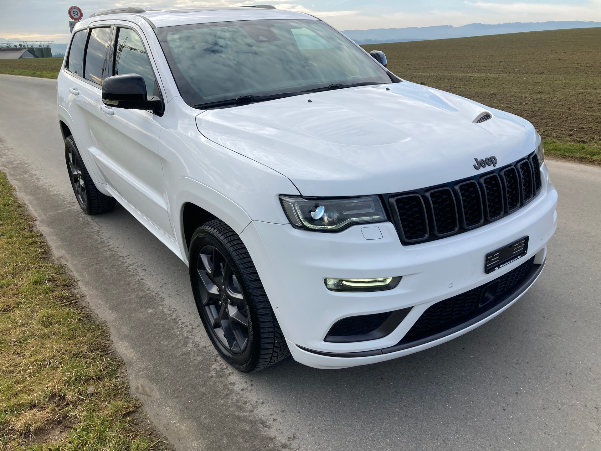JEEP Grand Cherokee 3.0 CRD S-Limited Automatic-showroom-element-1