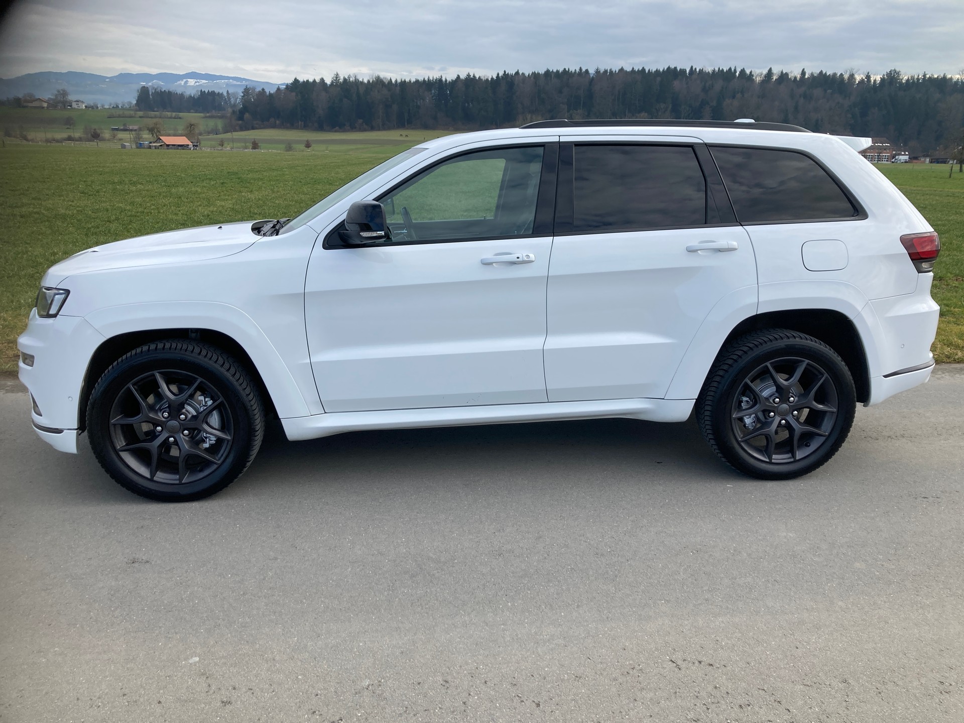 JEEP Grand Cherokee 3.0 CRD S-Limited Automatic-image-4