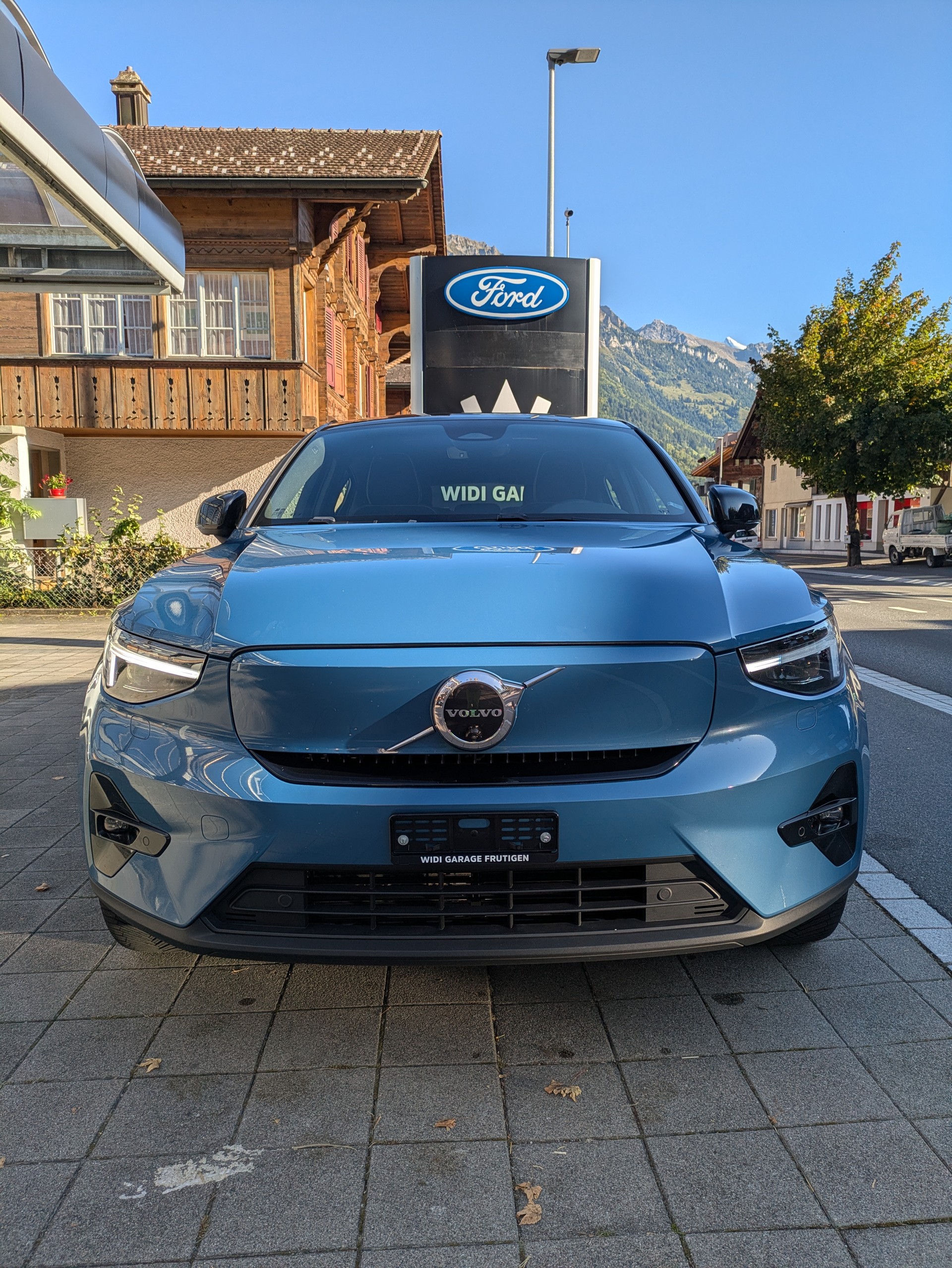 VOLVO C40 P8 Twin Recharge AWD-showroom-element-1