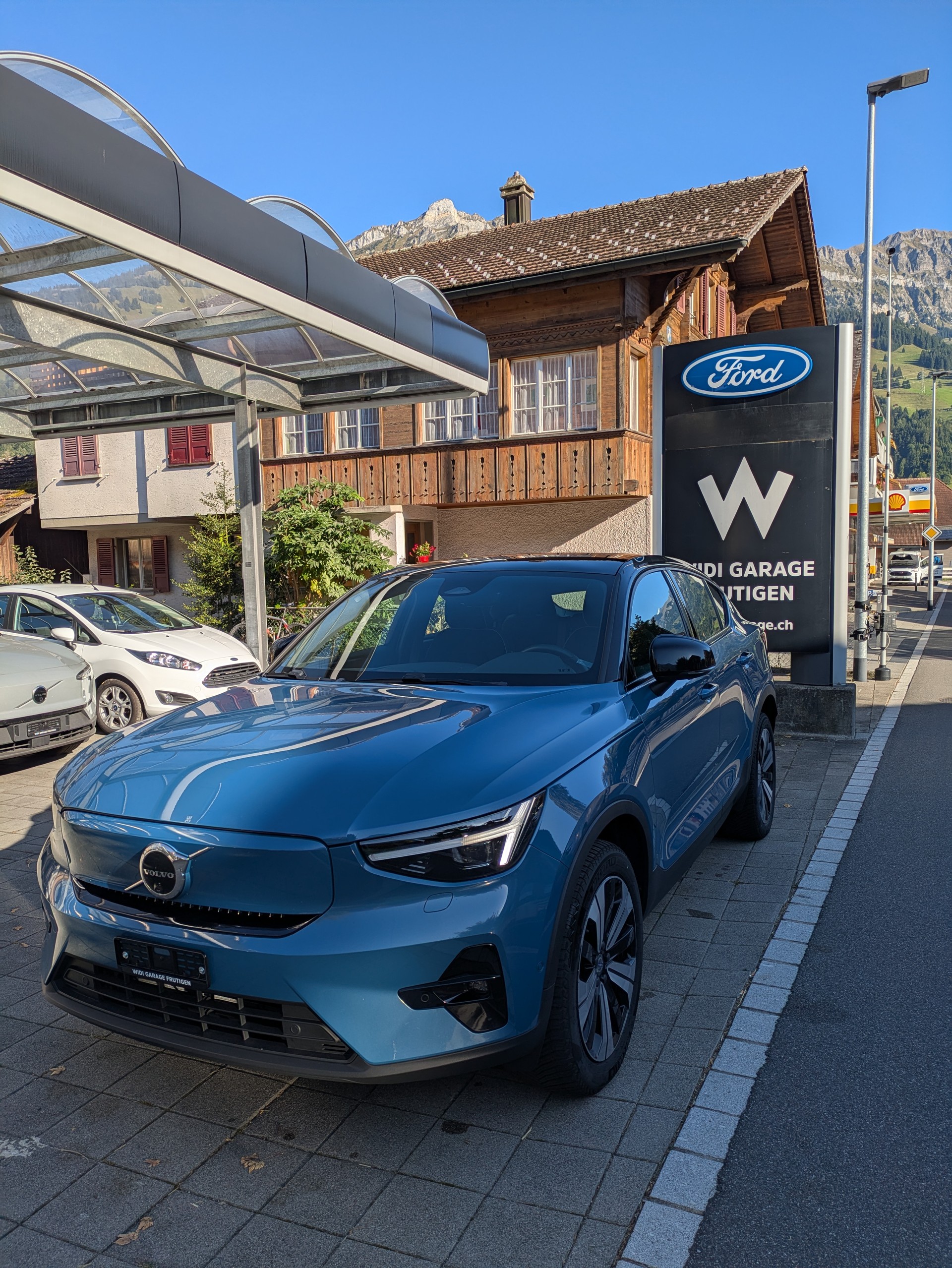 VOLVO C40 P8 Twin Recharge AWD-showroom-element-2