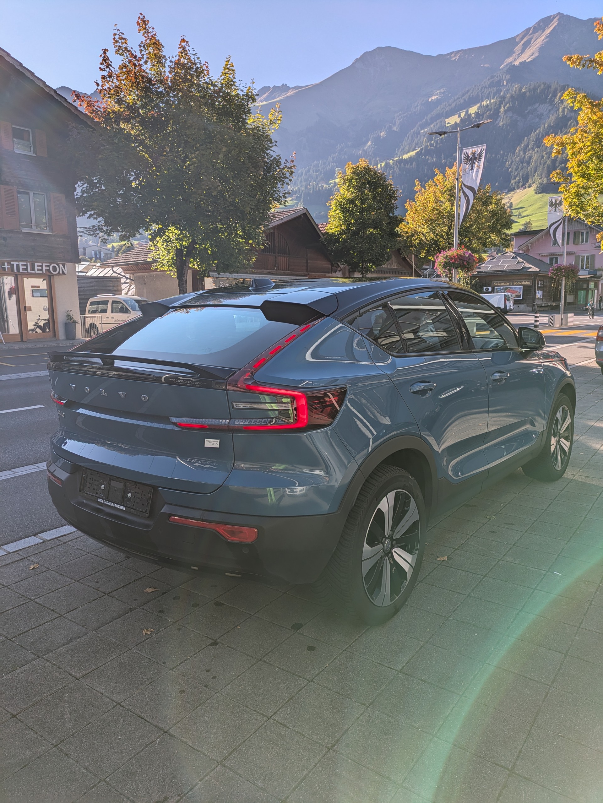 VOLVO C40 P8 Twin Recharge AWD-image-6