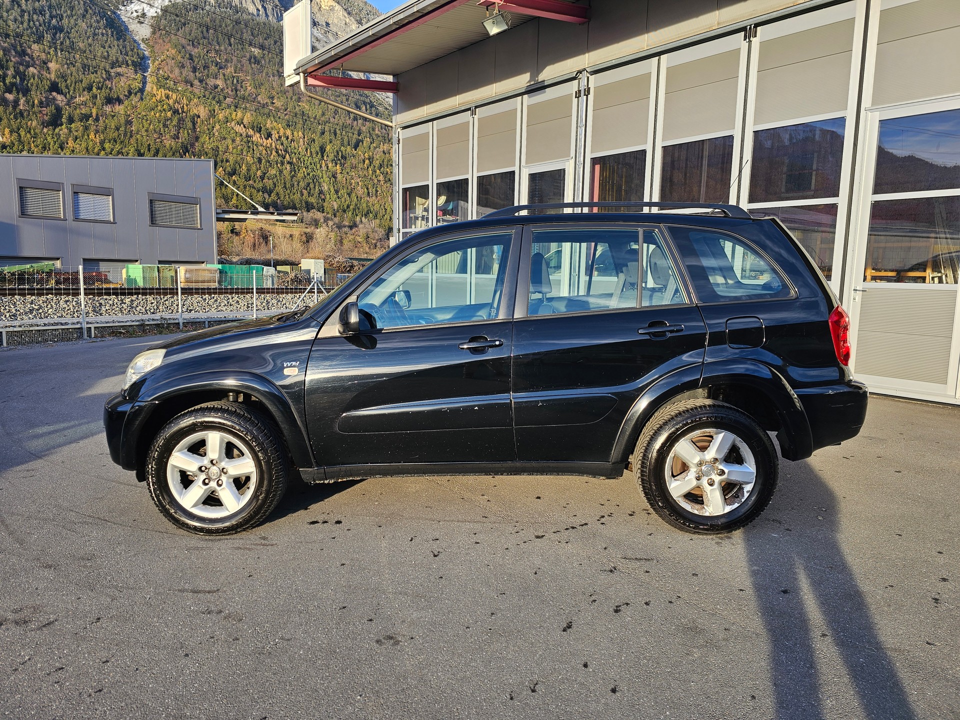 TOYOTA RAV-4 2.0 16V Linea Terra-image-1