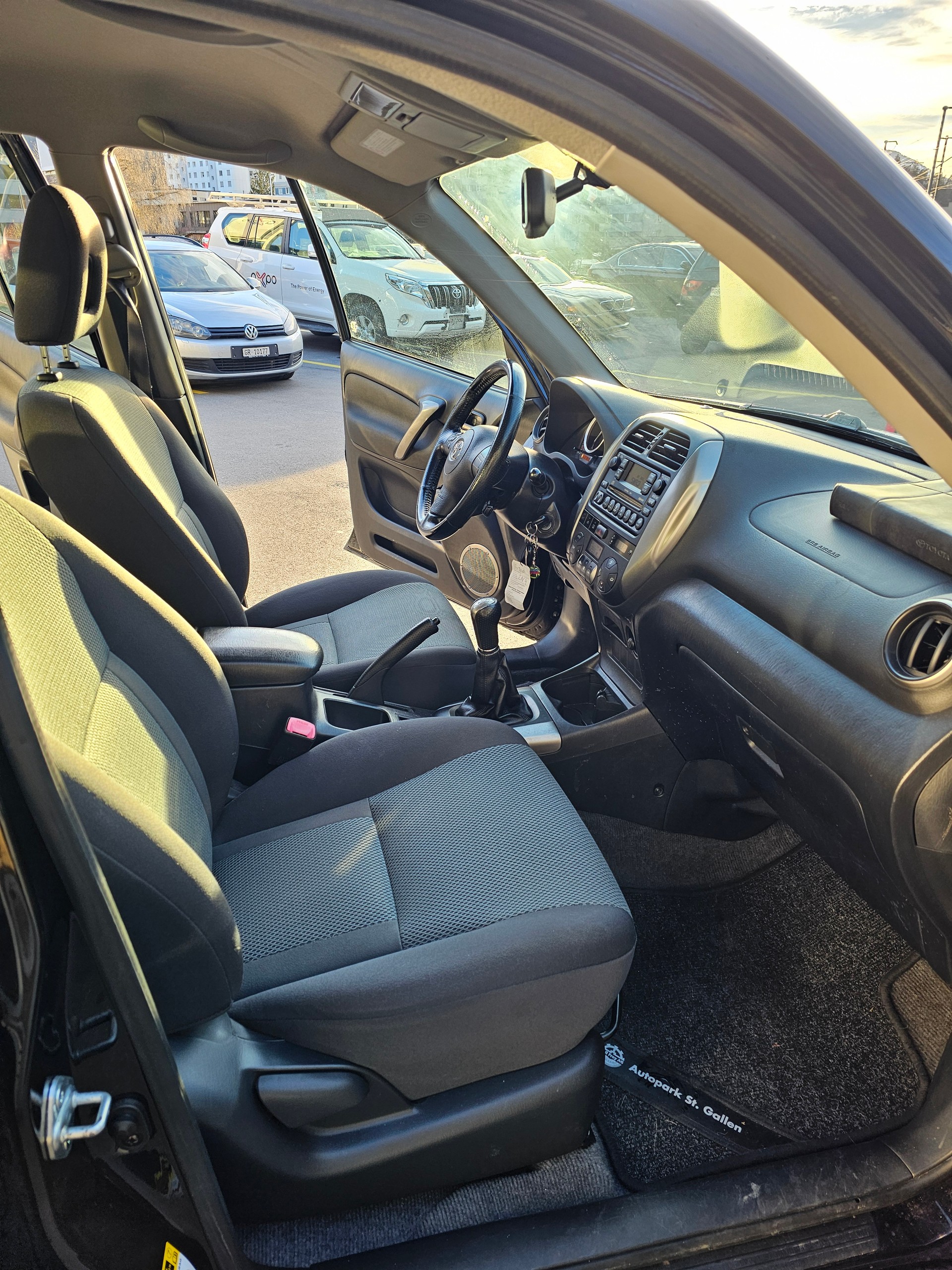 TOYOTA RAV-4 2.0 16V Linea Terra-image-12
