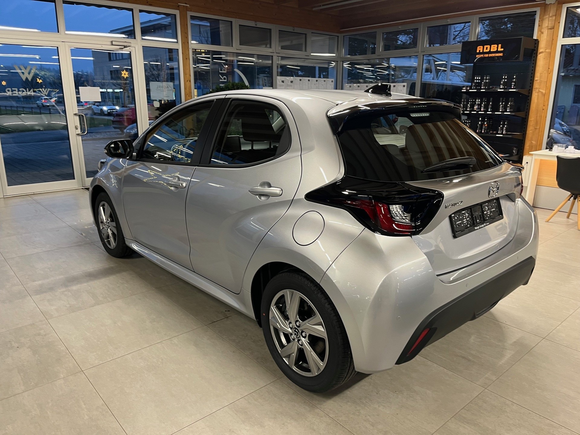 MAZDA 2 Hybrid Exclusive-line-image-5