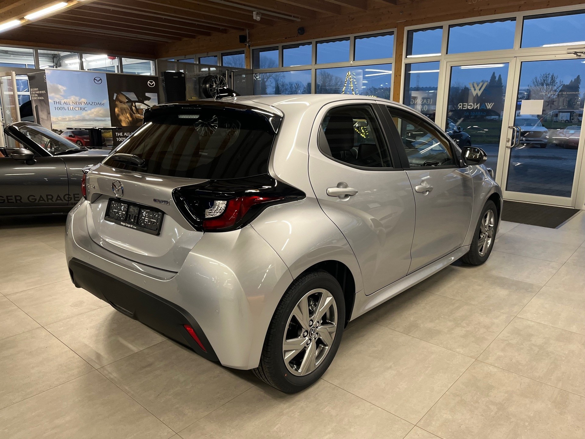 MAZDA 2 Hybrid Exclusive-line-image-4