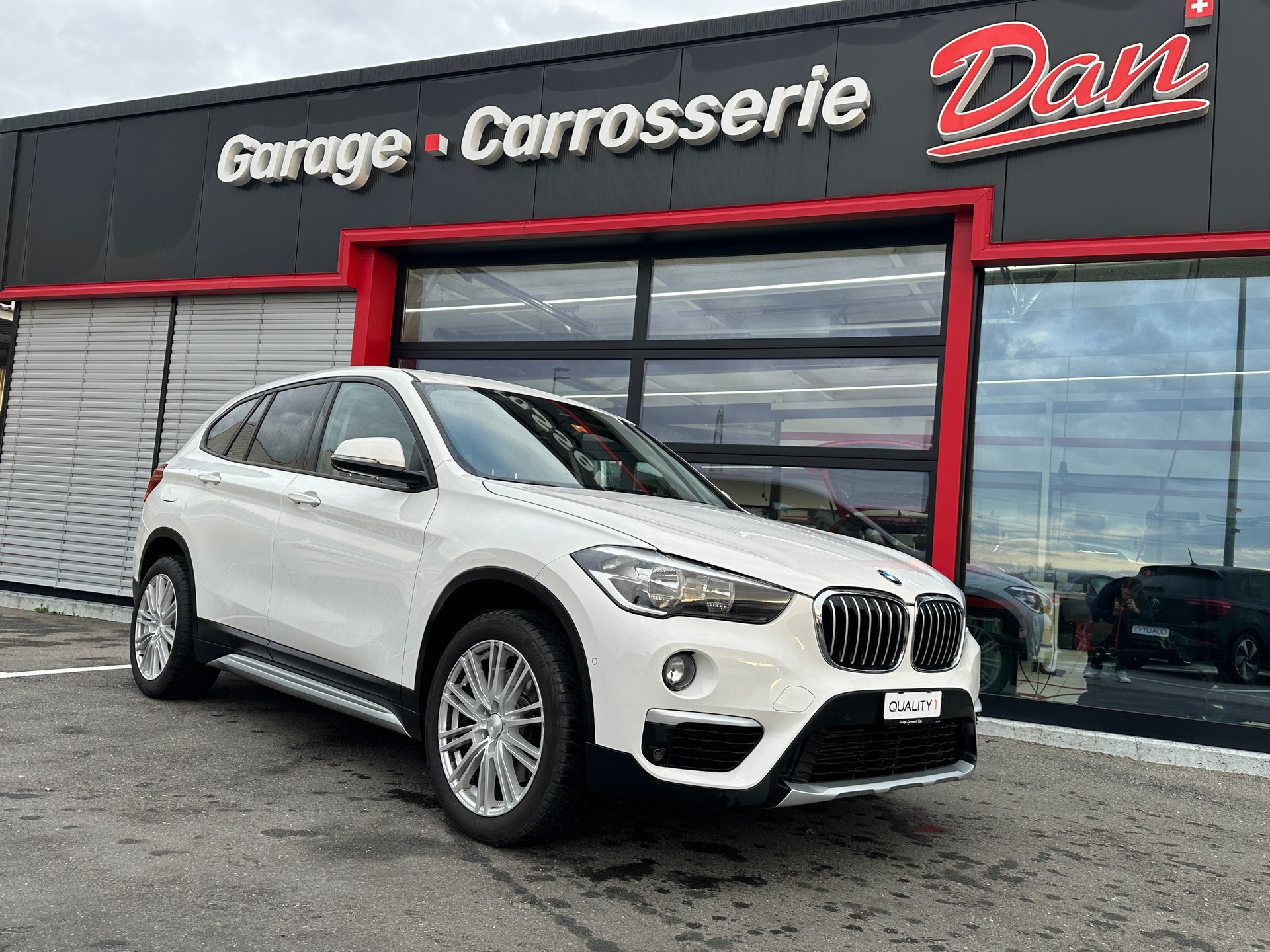 BMW X1 xDrive 20d xLine Steptronic-image-1
