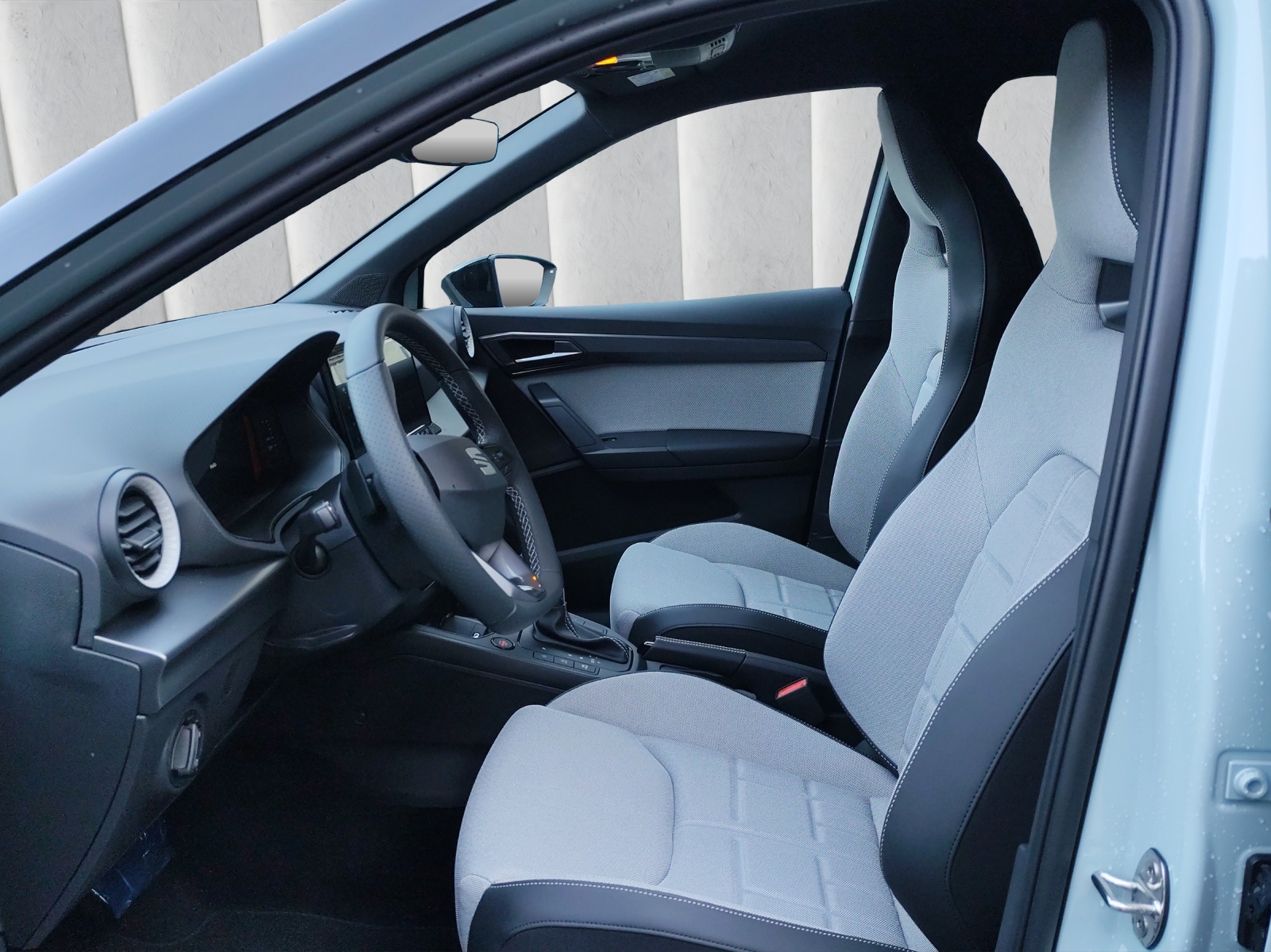 SEAT Arona 1.5 Eco TSI FR DSG-image-6