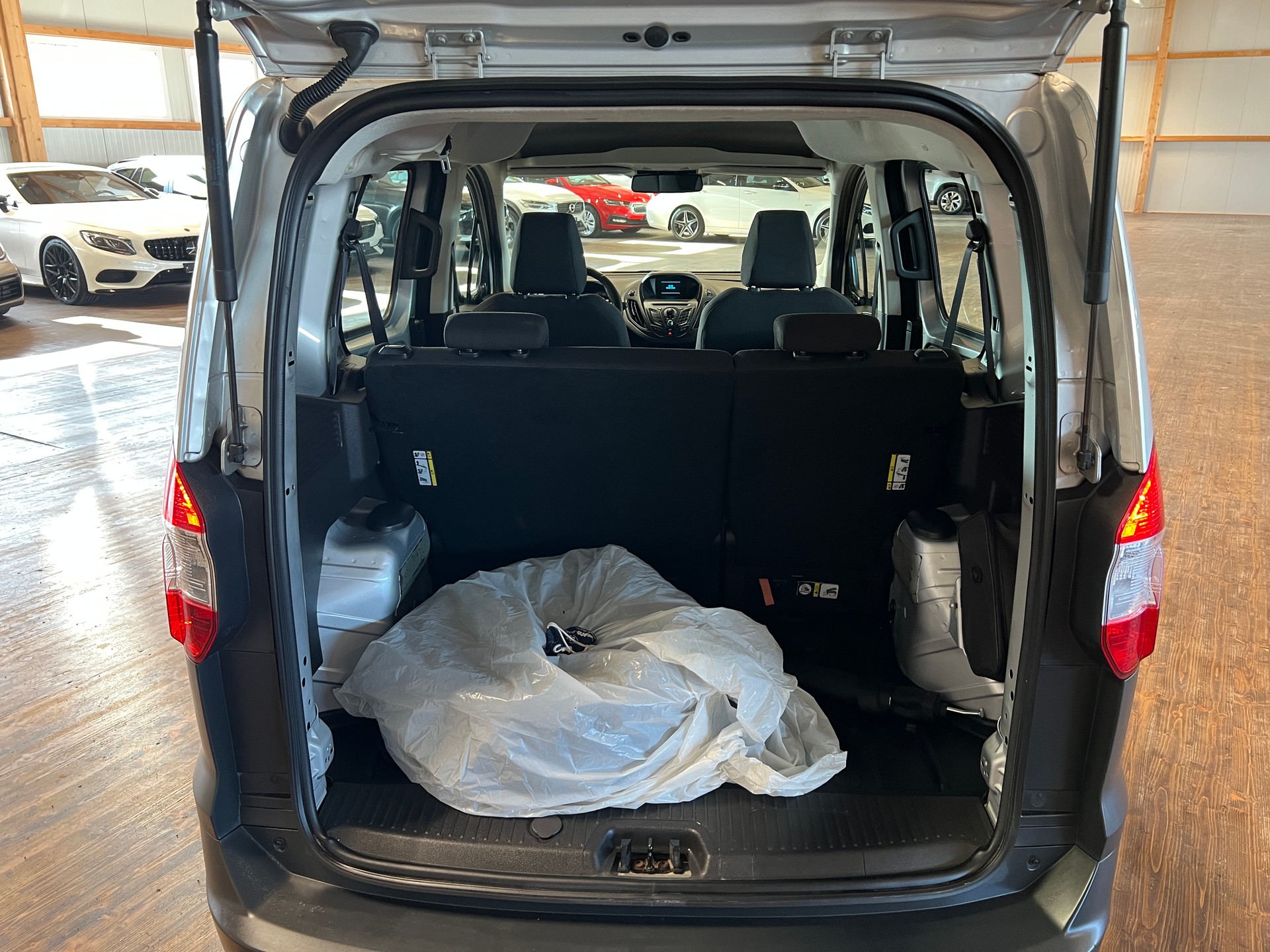 FORD Transit Courier Combi 1.5 TDCi Ambiente-image-14