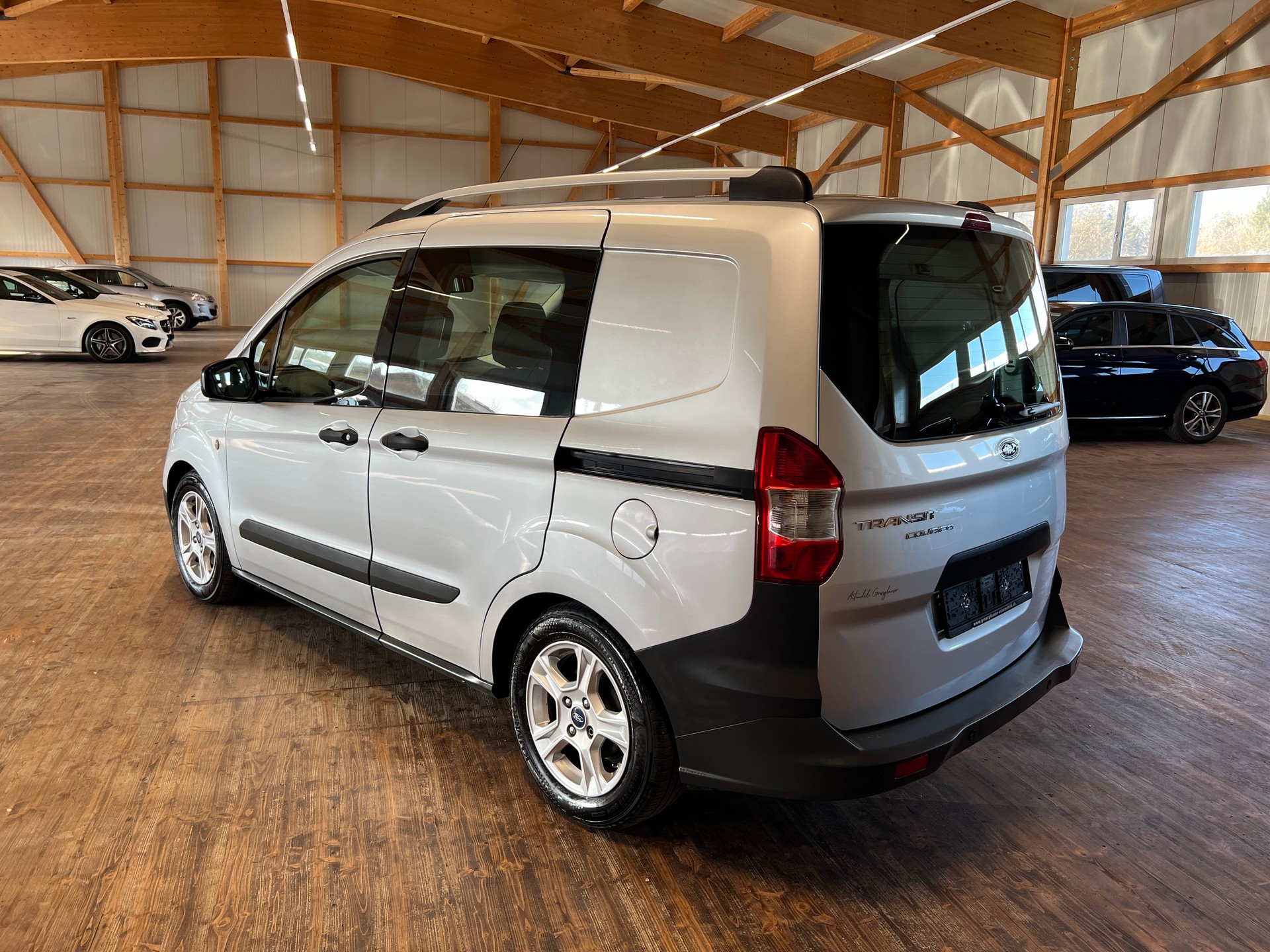 FORD Transit Courier Combi 1.5 TDCi Ambiente-image-6