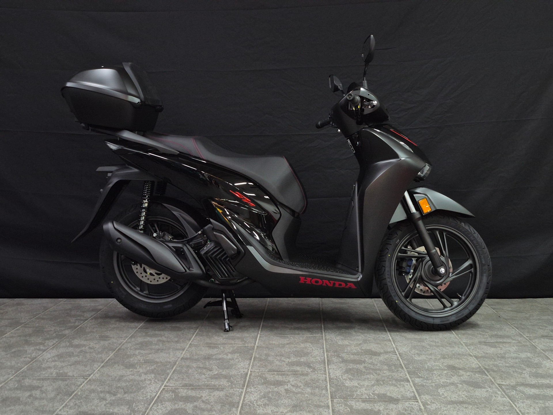 HONDA SH 125 Sporty-image-8