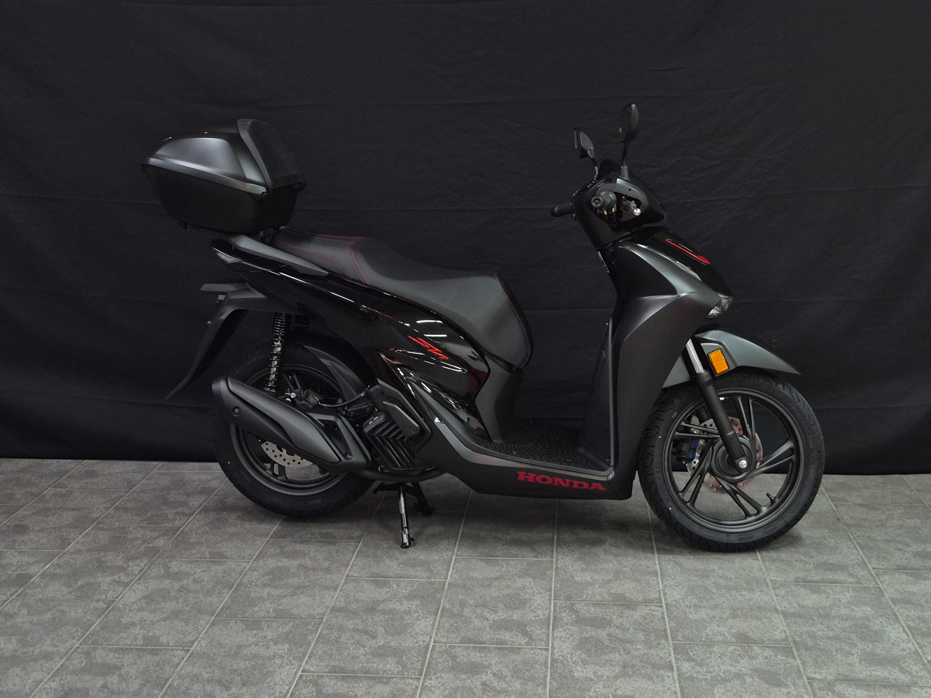 HONDA SH 125 Sporty-image-9
