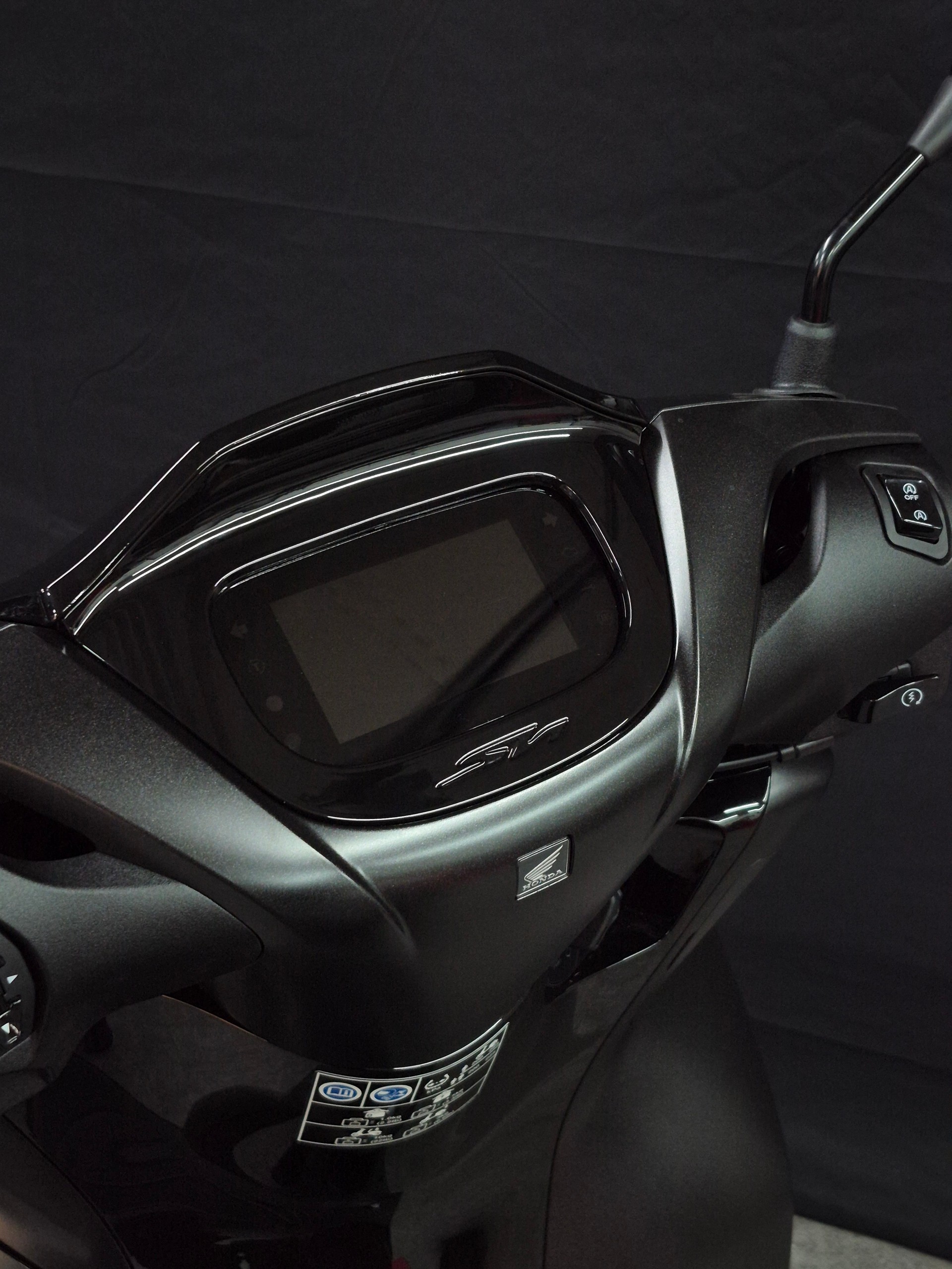 HONDA SH 125 Sporty-image-11