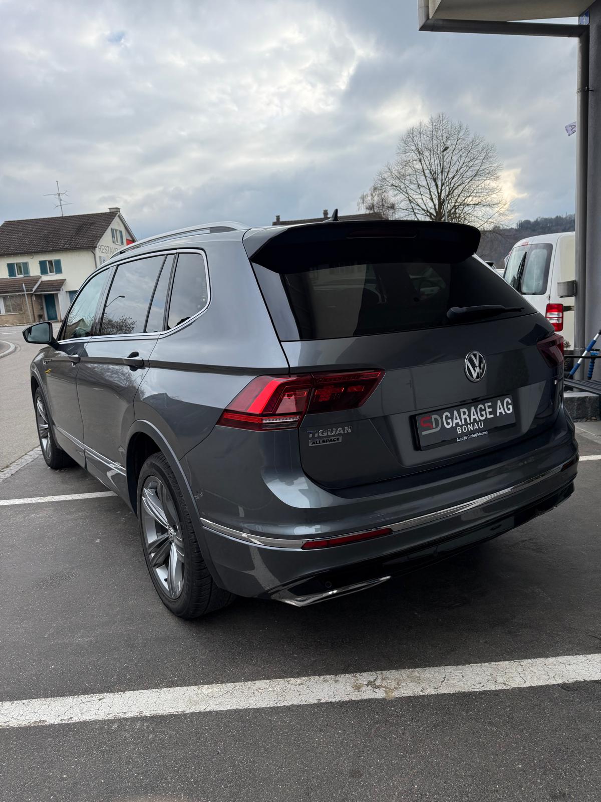 VW Tiguan Allspace 2.0 TDI SCR Highline 4Motion DSG-image-1