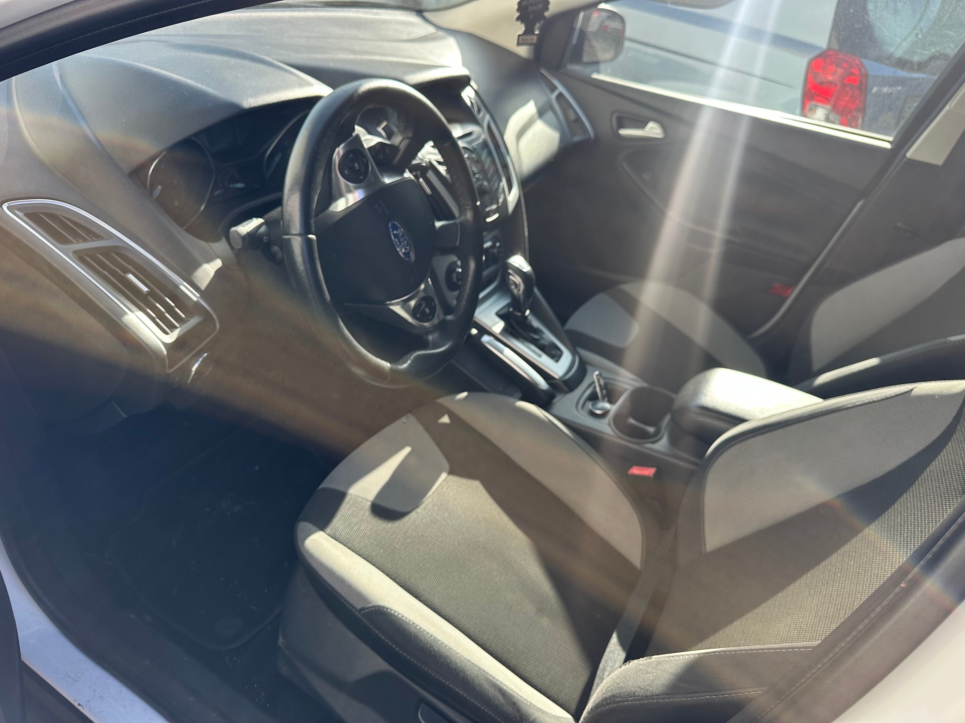 FORD Focus 2.0 TDCi Trend PowerShift-image-7